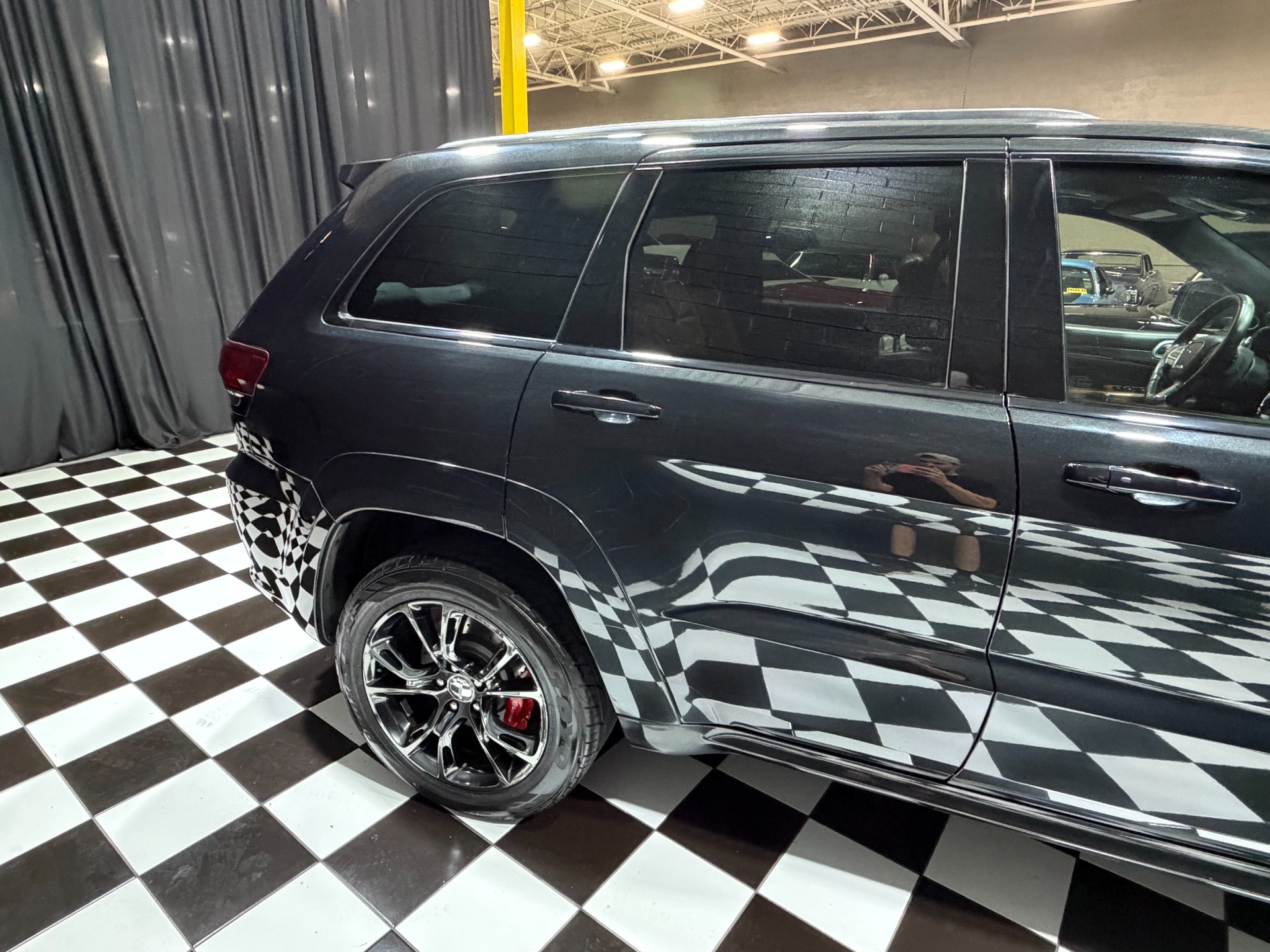 2016 Jeep Grand Cherokee 17