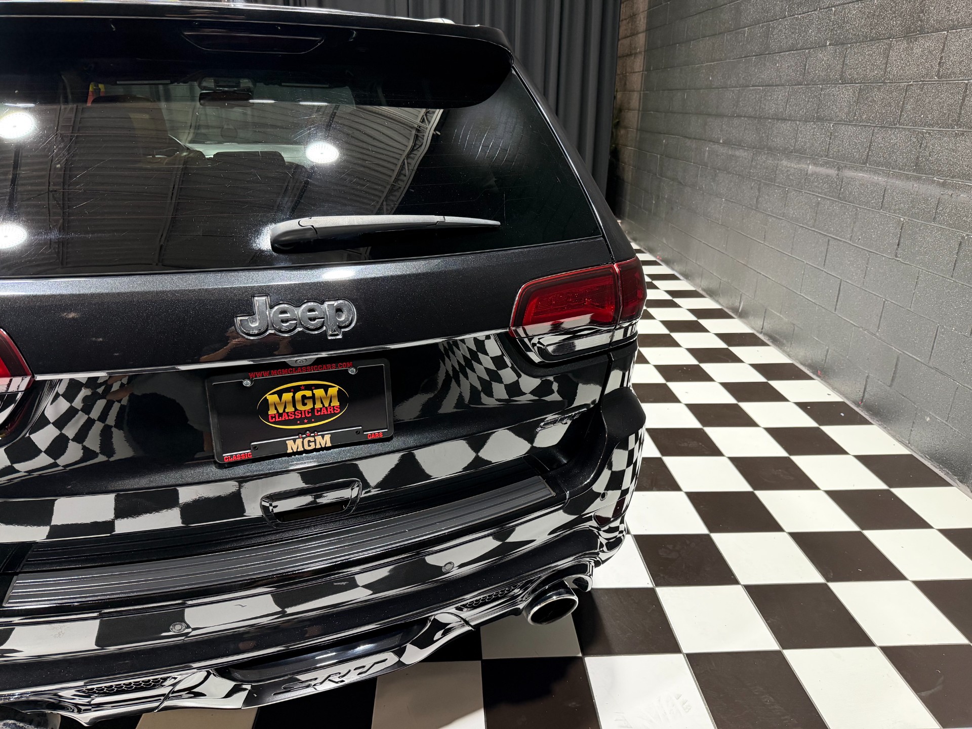 2016 Jeep Grand Cherokee 19