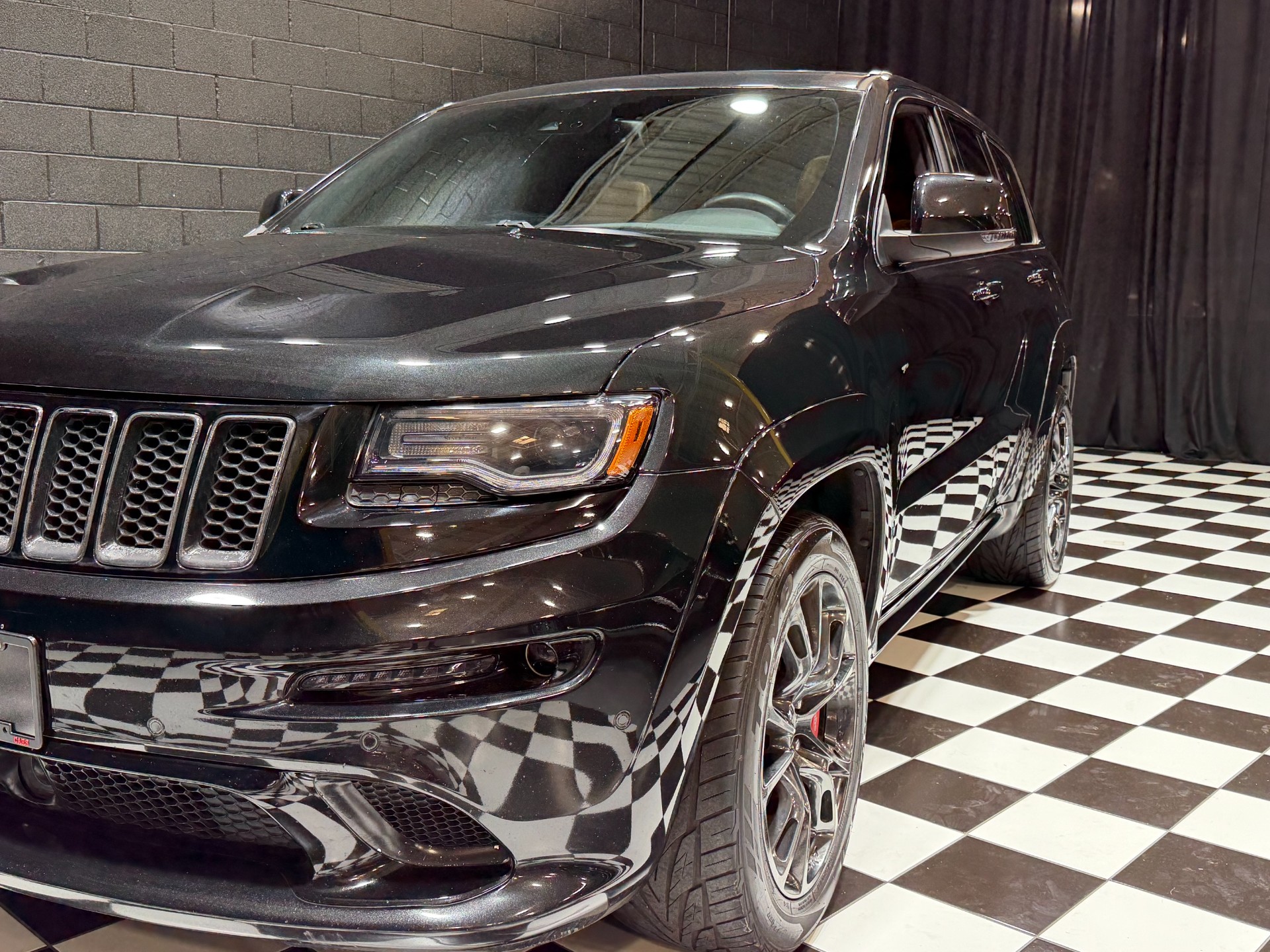 2016 Jeep Grand Cherokee 9