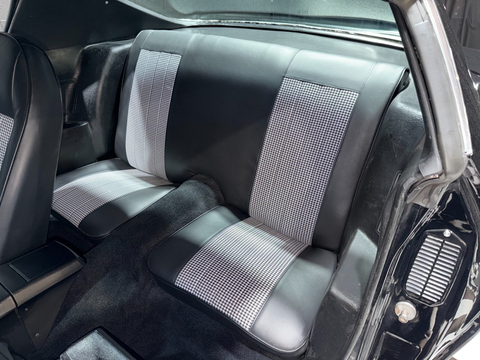 1971 Chevrolet Camaro 4
