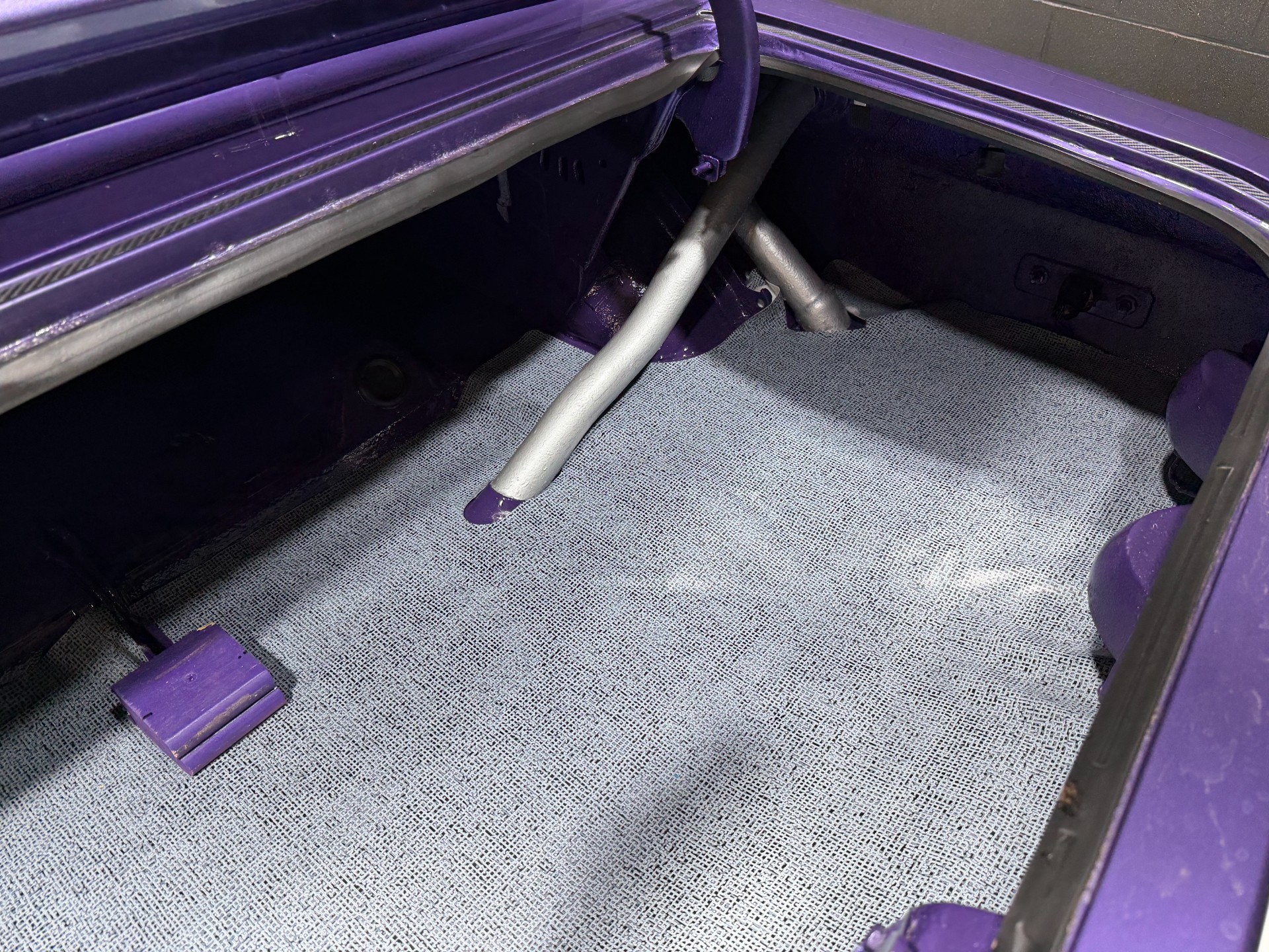 1972 Dodge Challenger 46