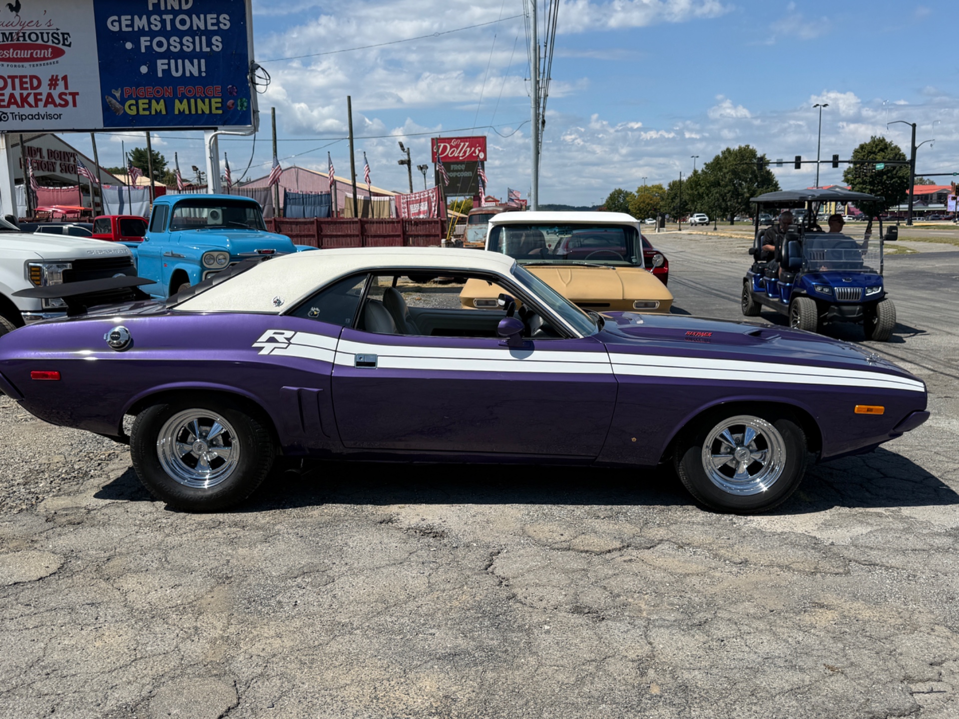 1972 Dodge Challenger 4