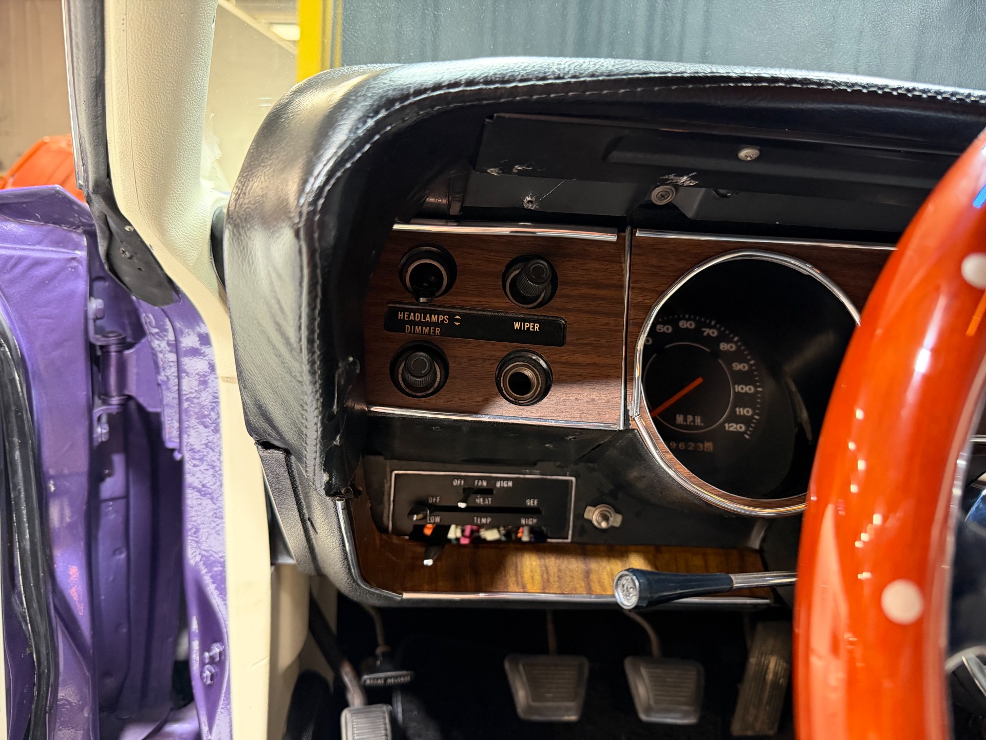 1972 Dodge Challenger 61