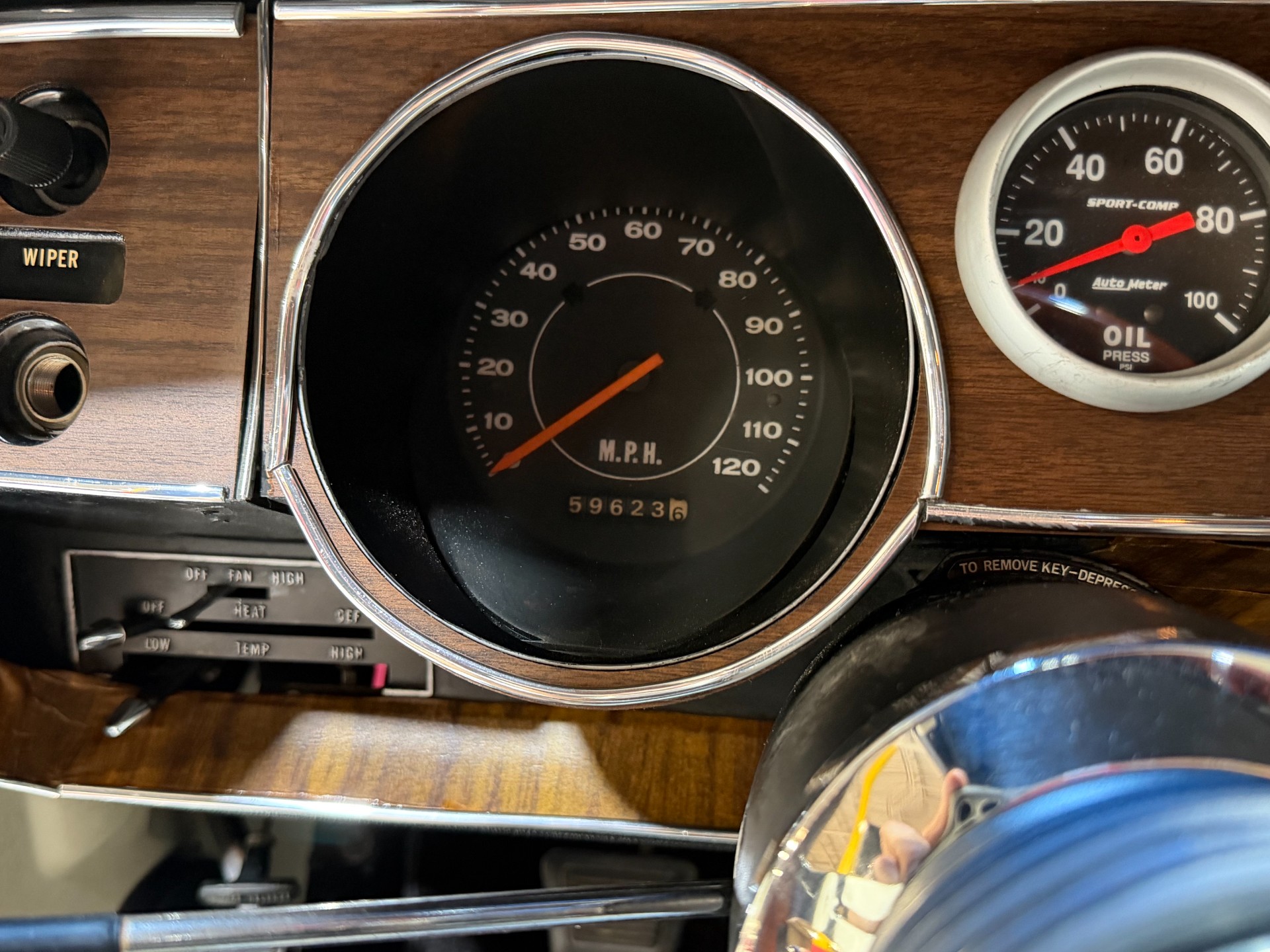 1972 Dodge Challenger 65