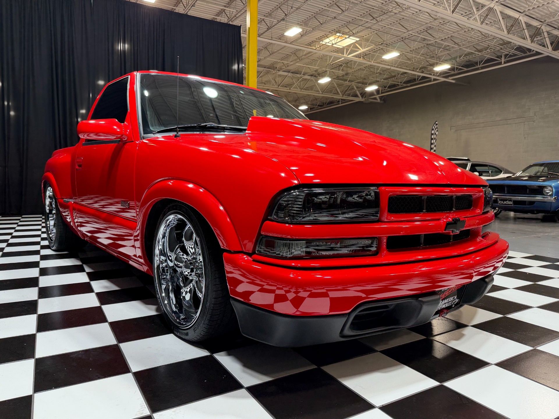 2001 Chevrolet S10 13