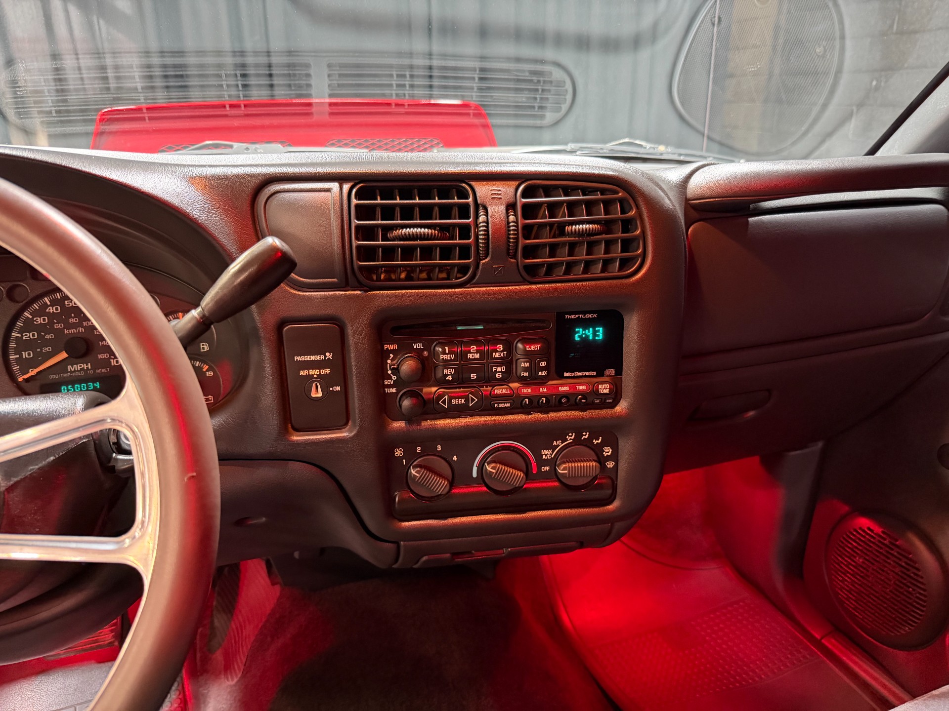 2001 Chevrolet S10 49
