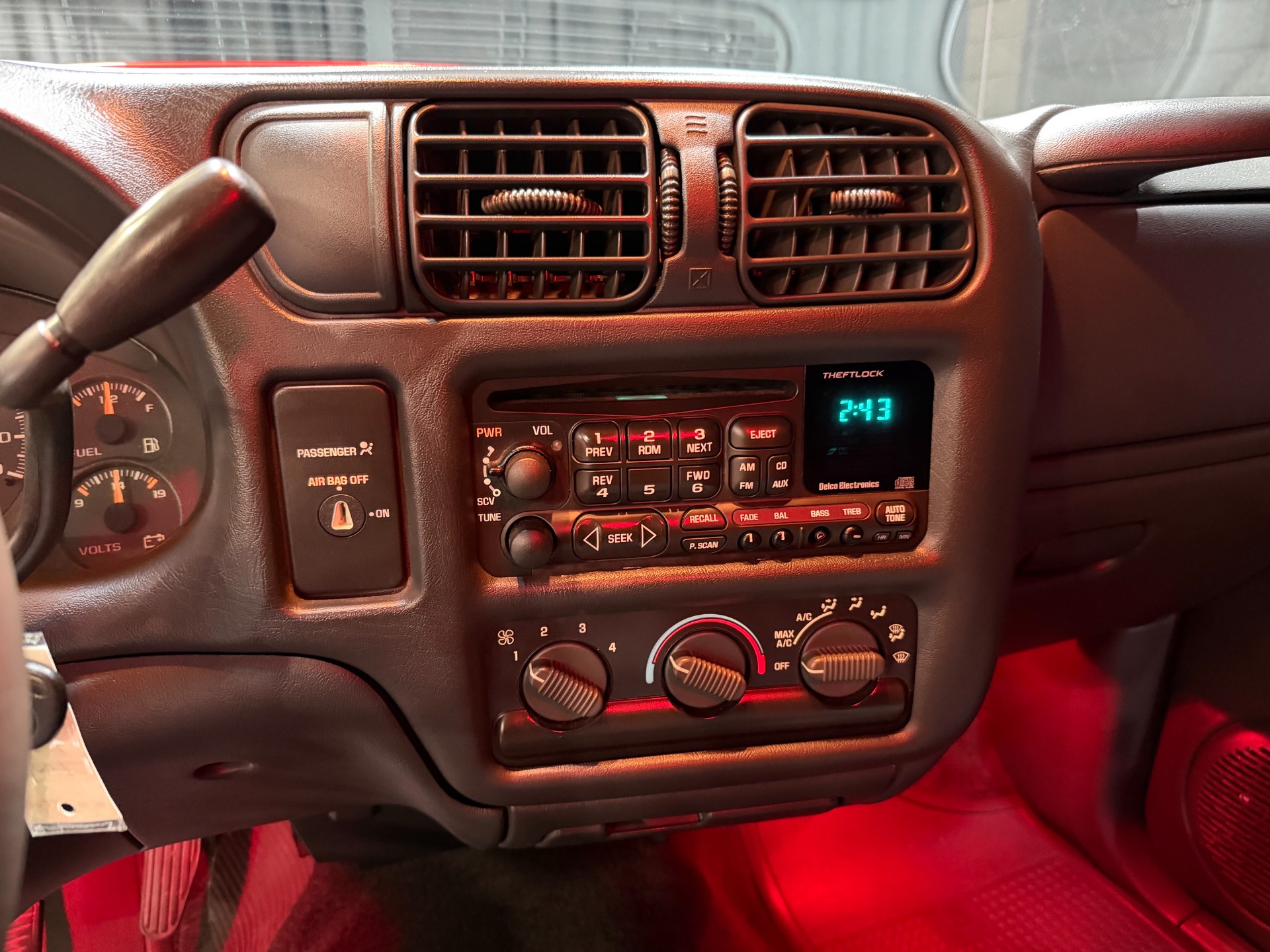 2001 Chevrolet S10 50