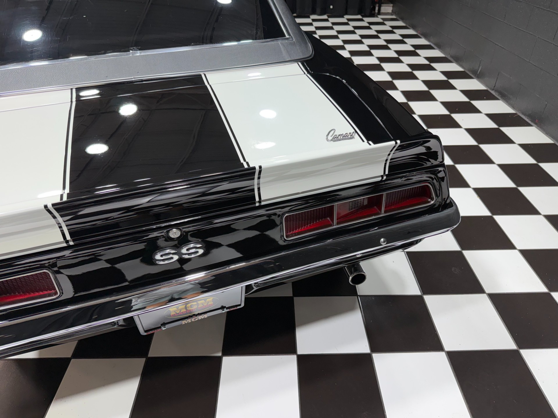 1969 Chevrolet Camaro 24