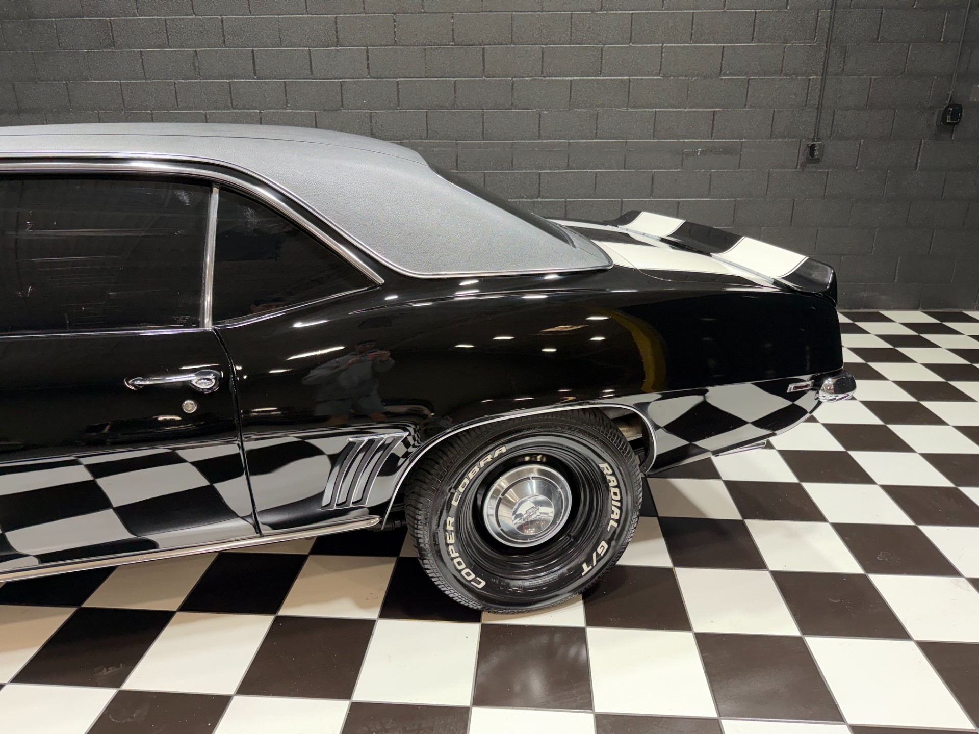 1969 Chevrolet Camaro 32