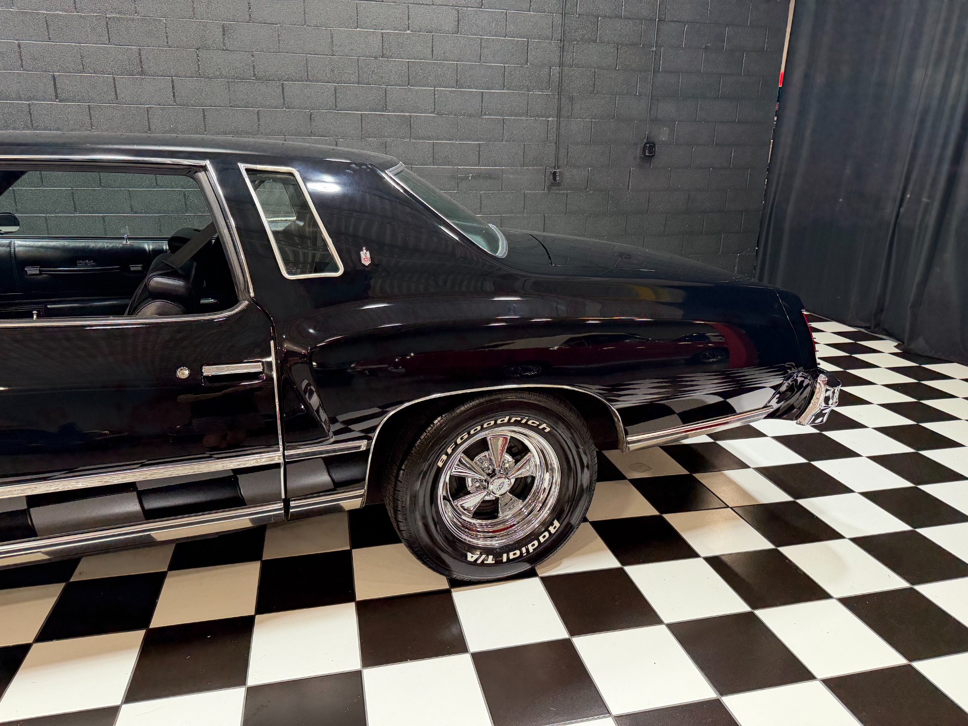 1977 Chevrolet Monte Carlo 30