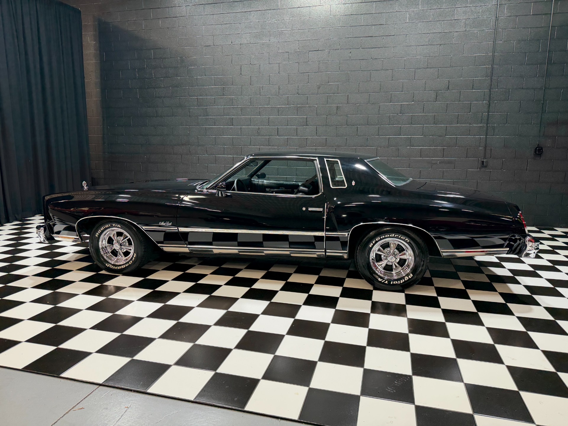 1977 Chevrolet Monte Carlo 31