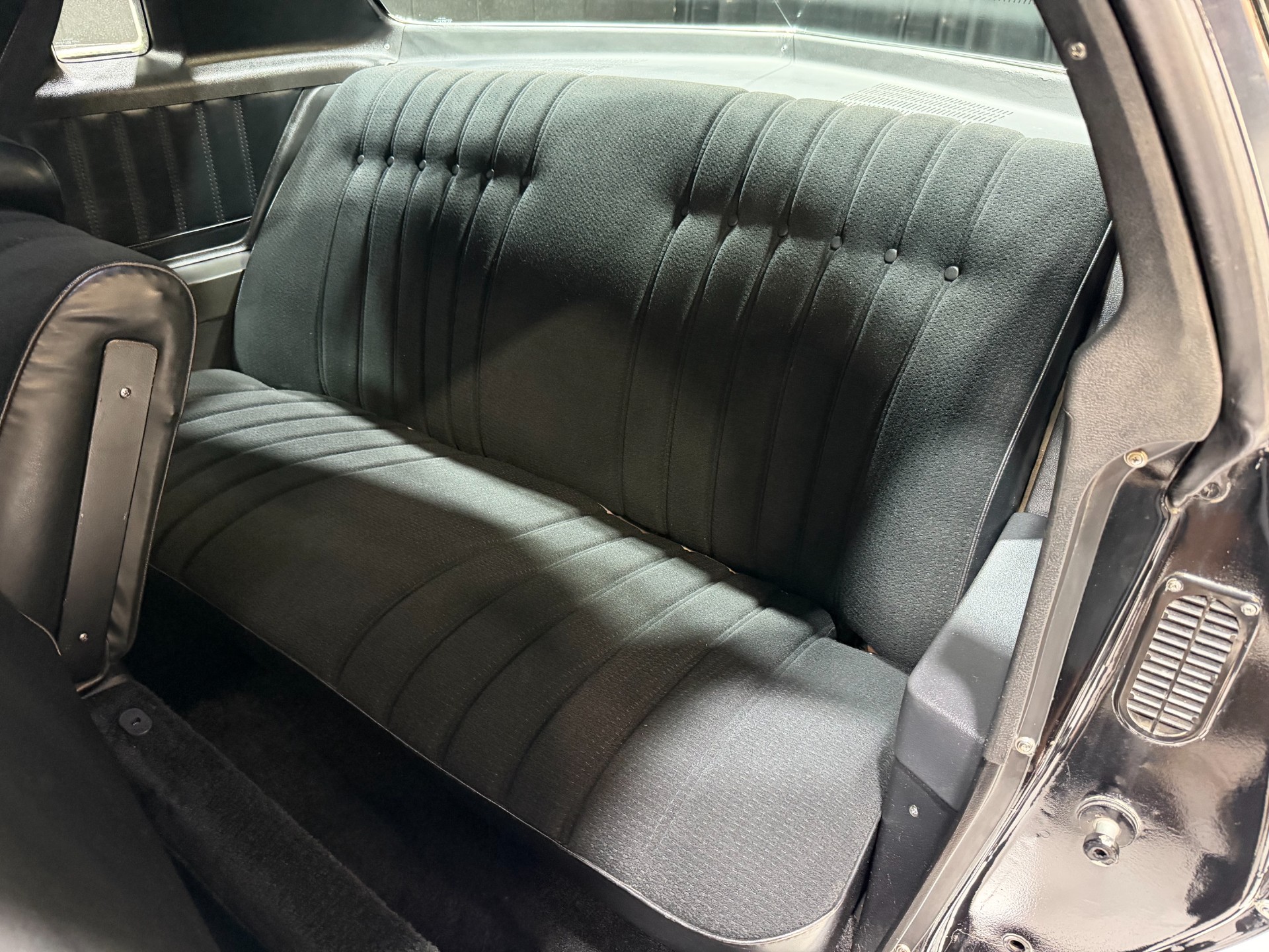 1977 Chevrolet Monte Carlo 4