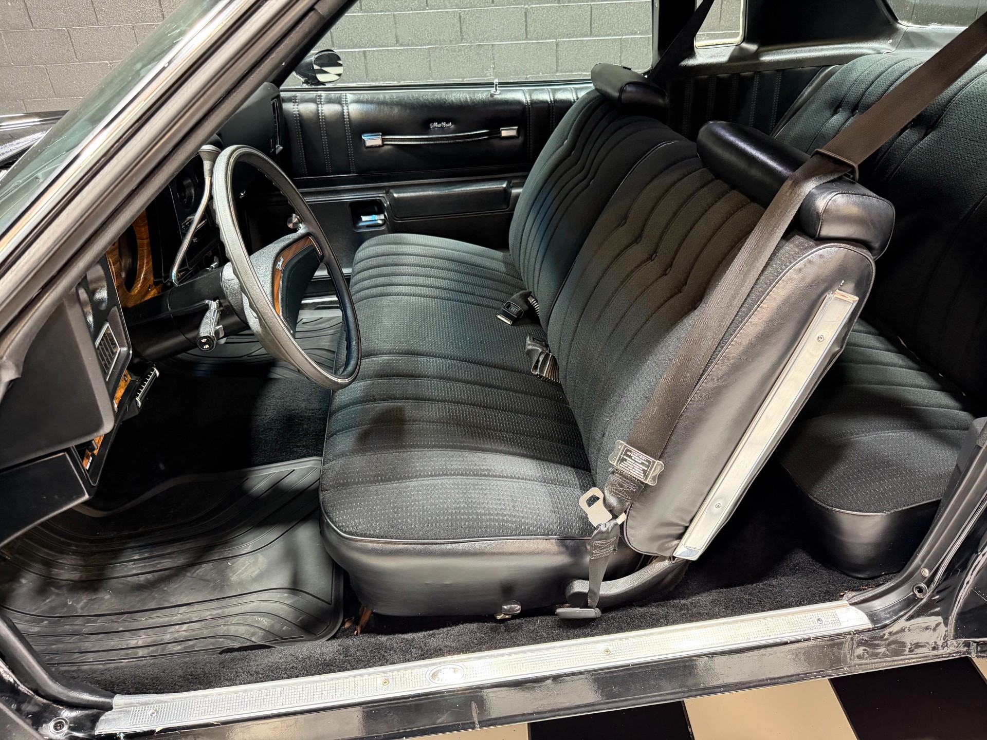 1977 Chevrolet Monte Carlo 51