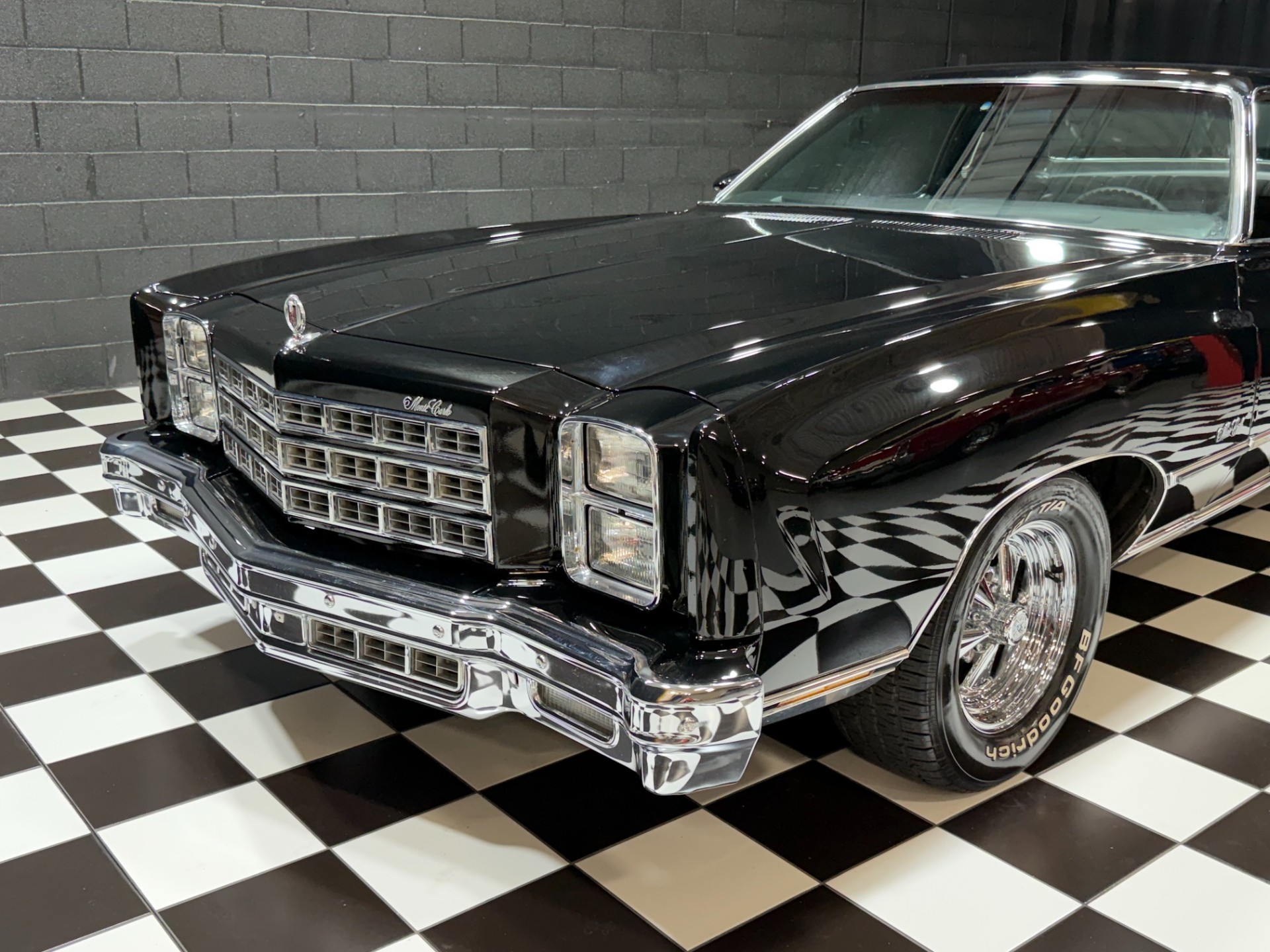1977 Chevrolet Monte Carlo 7