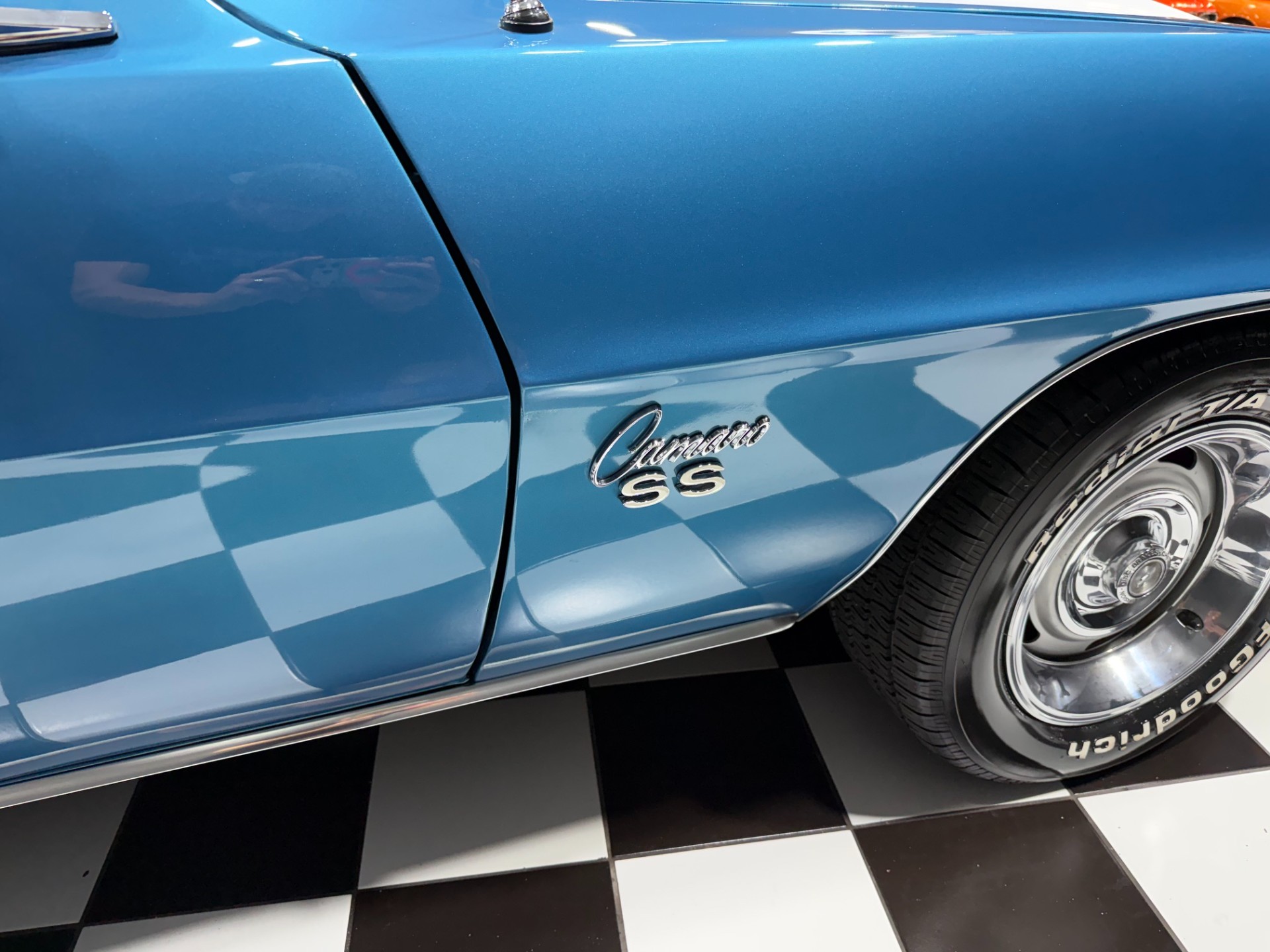 1969 Chevrolet Camaro 18