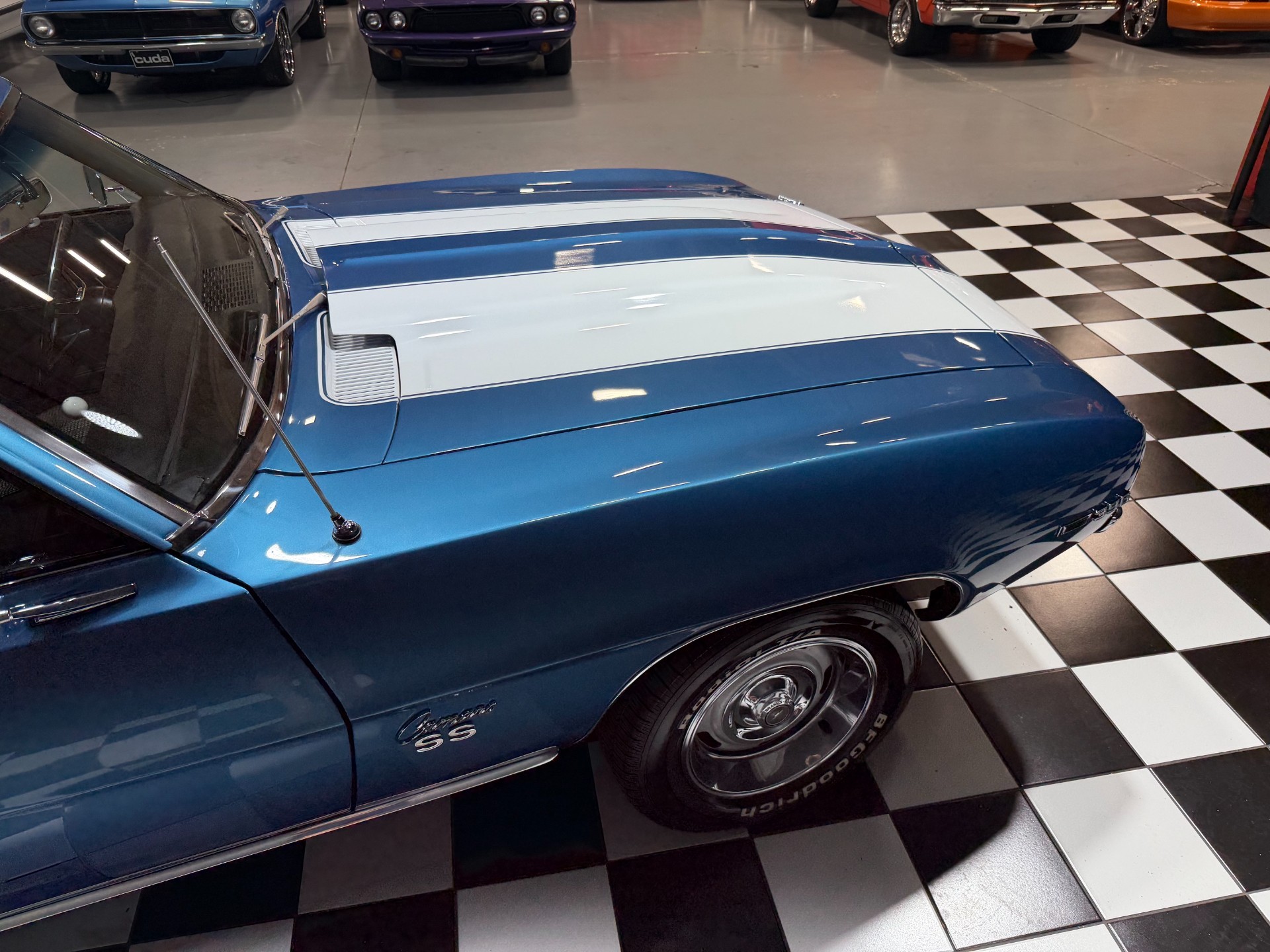 1969 Chevrolet Camaro 19