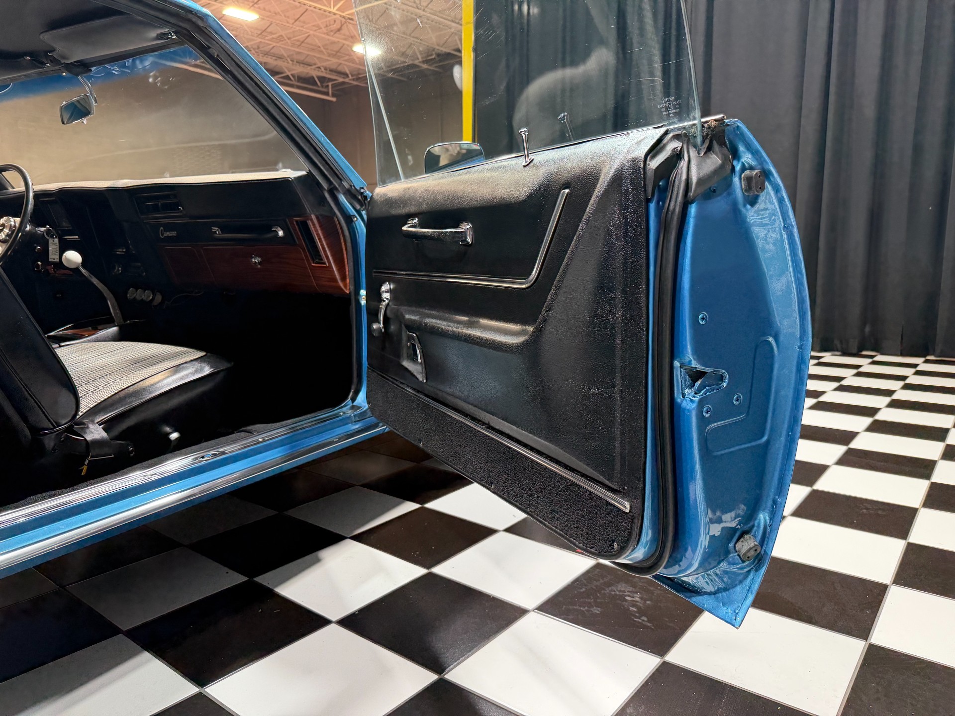 1969 Chevrolet Camaro 39