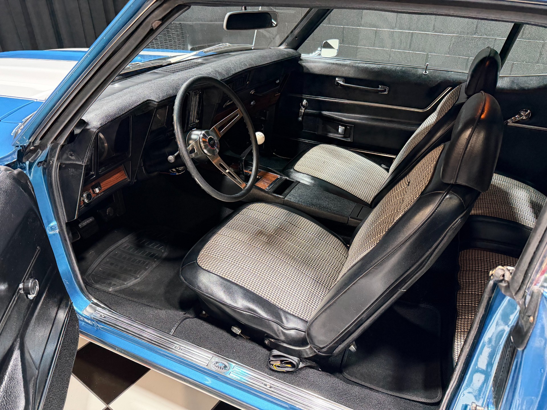 1969 Chevrolet Camaro 3