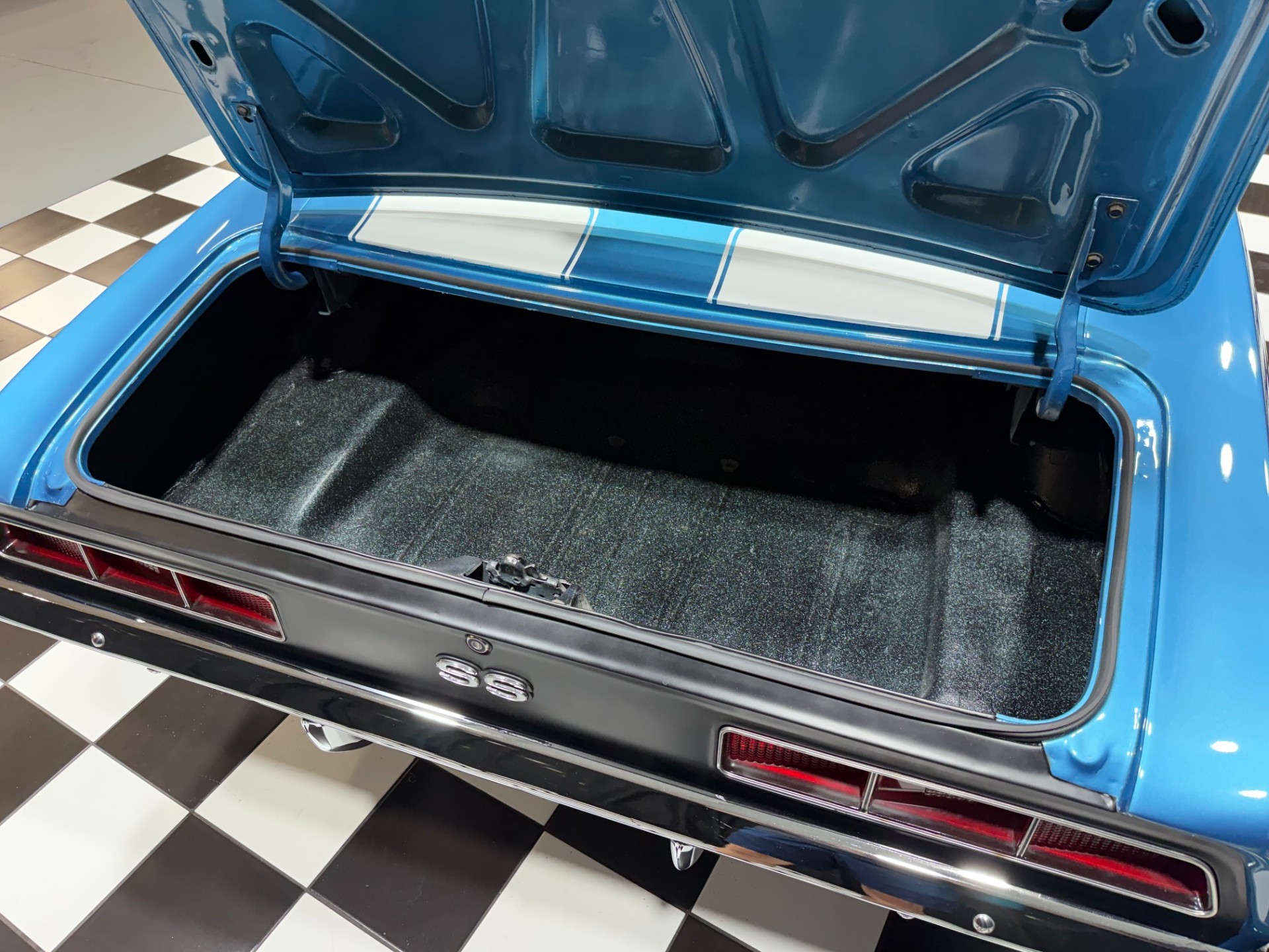 1969 Chevrolet Camaro 5
