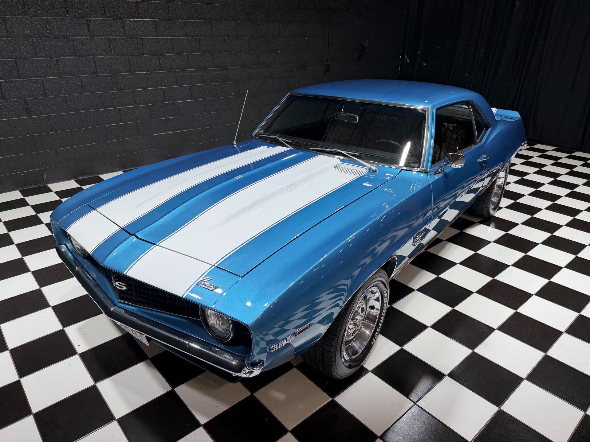 1969 Chevrolet Camaro 6