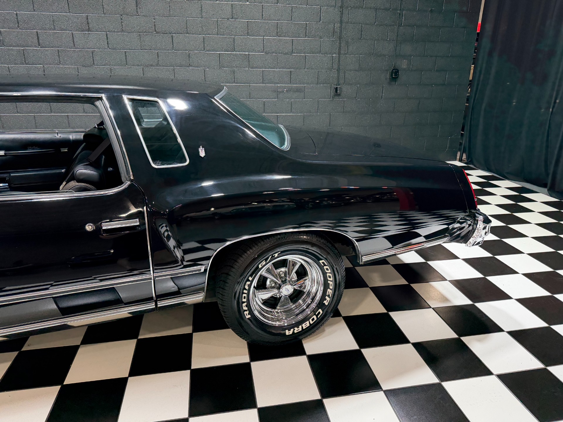 1976 Chevrolet Monte Carlo 28