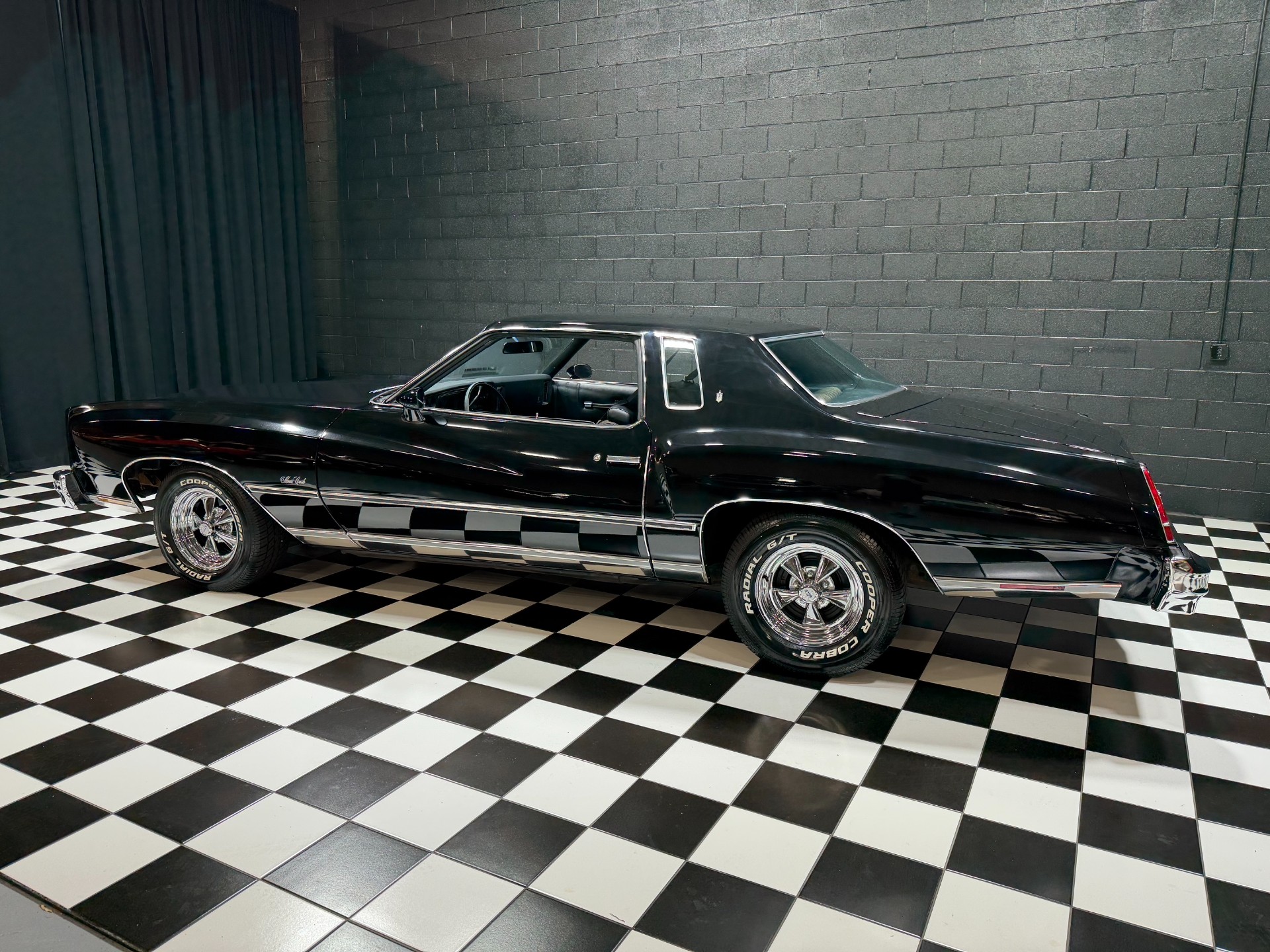 1976 Chevrolet Monte Carlo 29