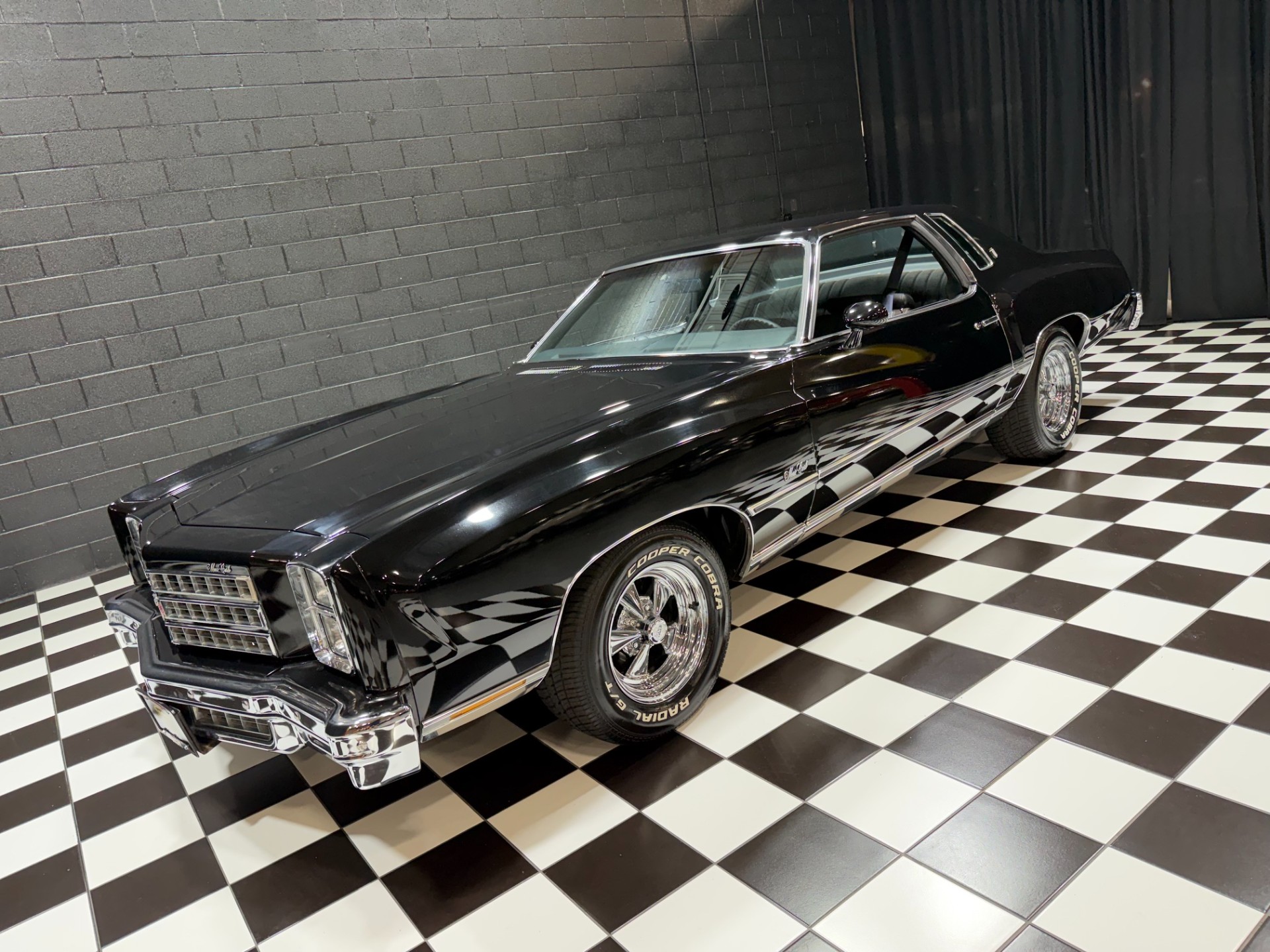 1976 Chevrolet Monte Carlo 9