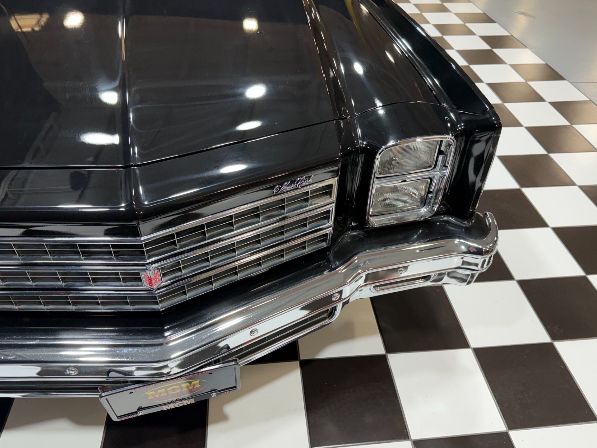 1976 Chevrolet Monte Carlo 10