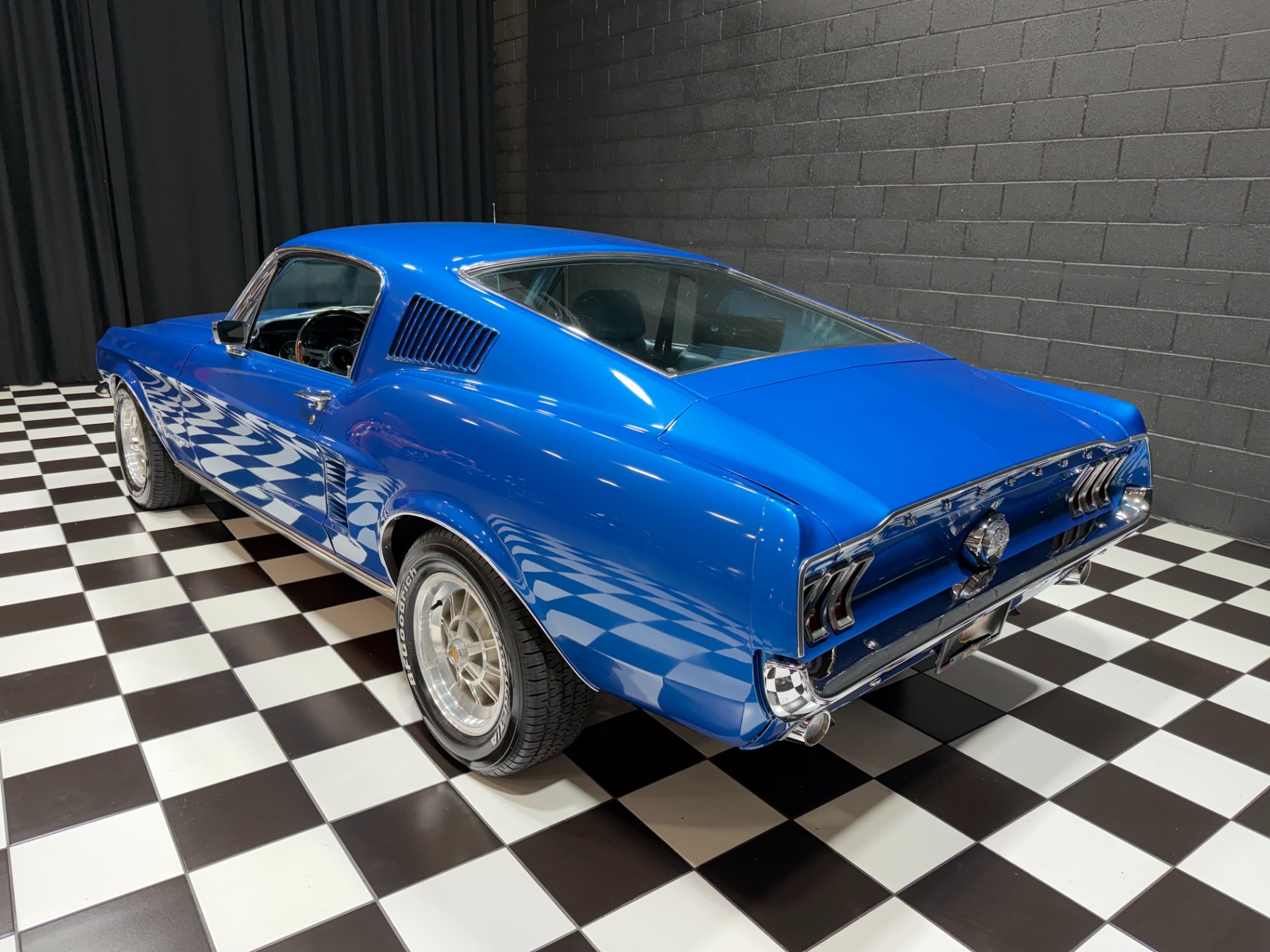 1967 Ford Mustang 26