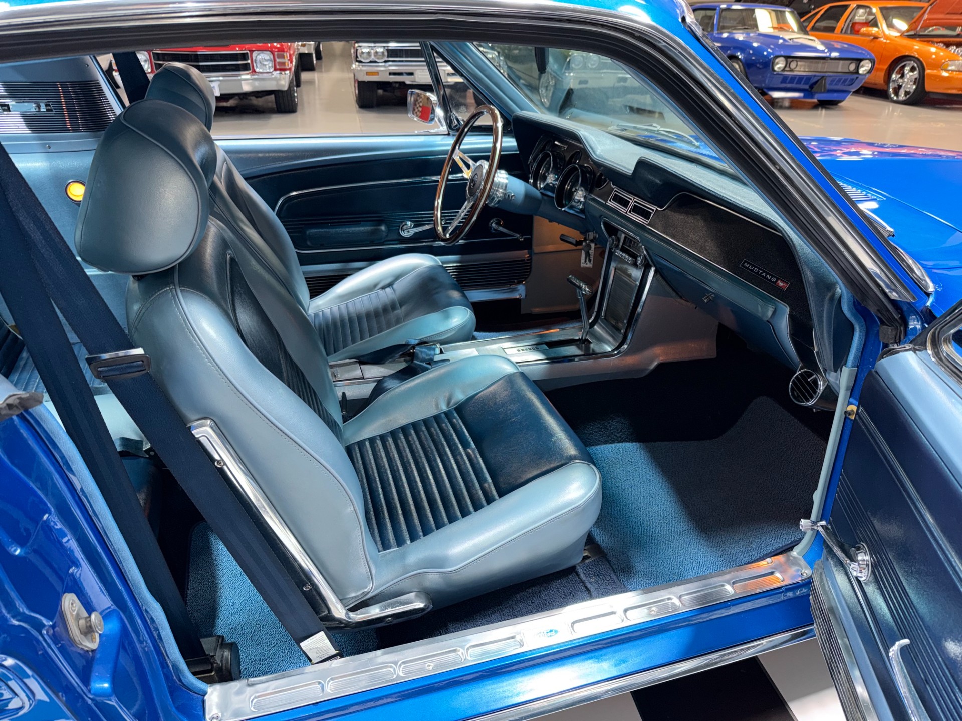 1967 Ford Mustang 39