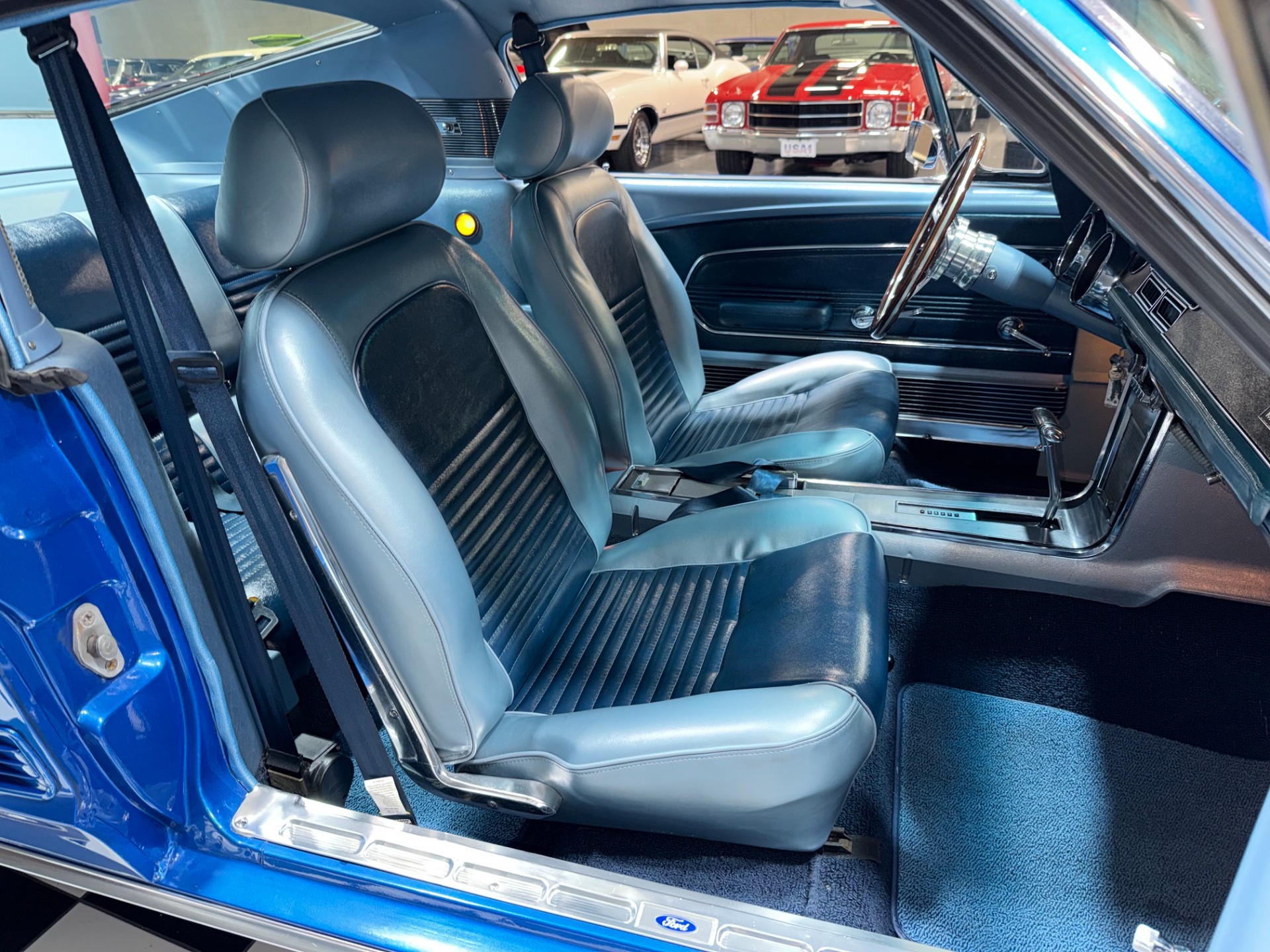 1967 Ford Mustang 40