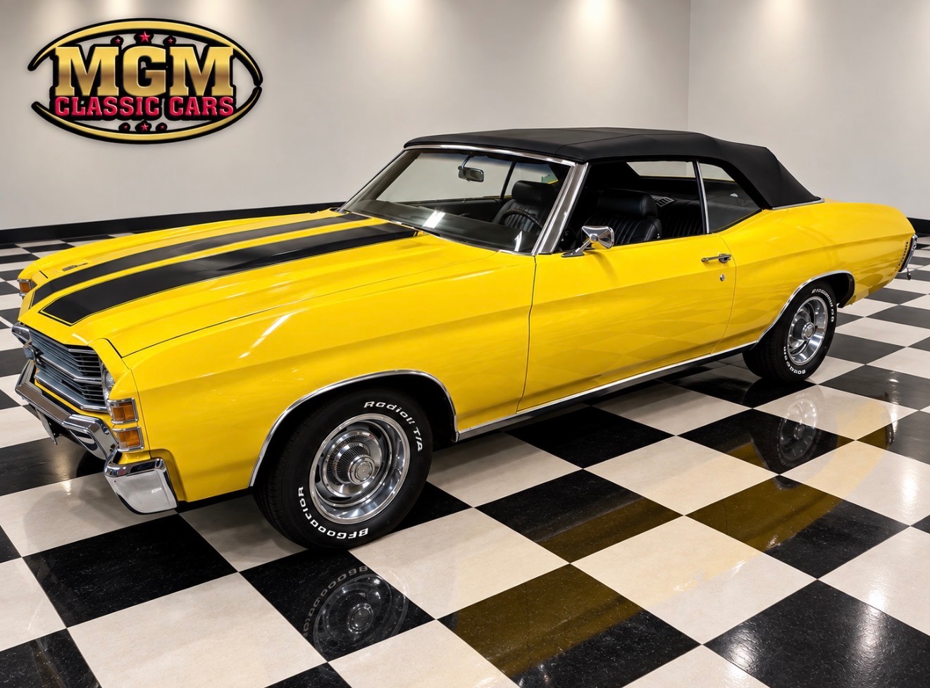 Yellow 1971 Chevrolet Chevelle Coupe 4-Speed Manual