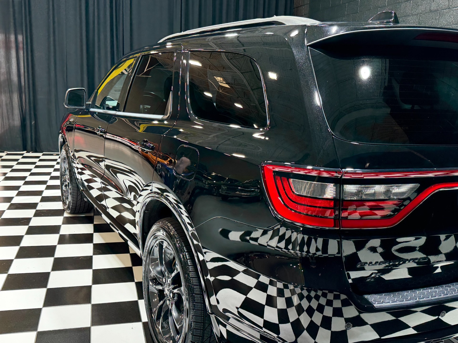 2021 Dodge Durango 25