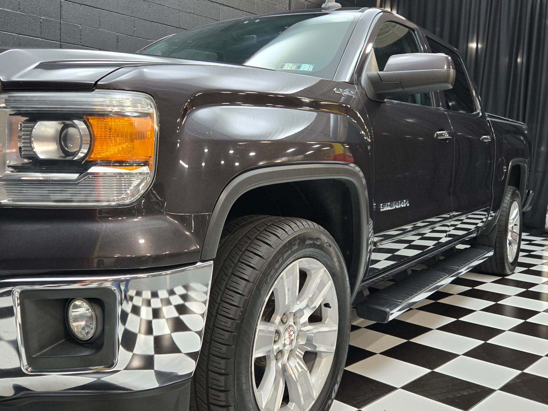 2015 GMC Sierra 1500 12