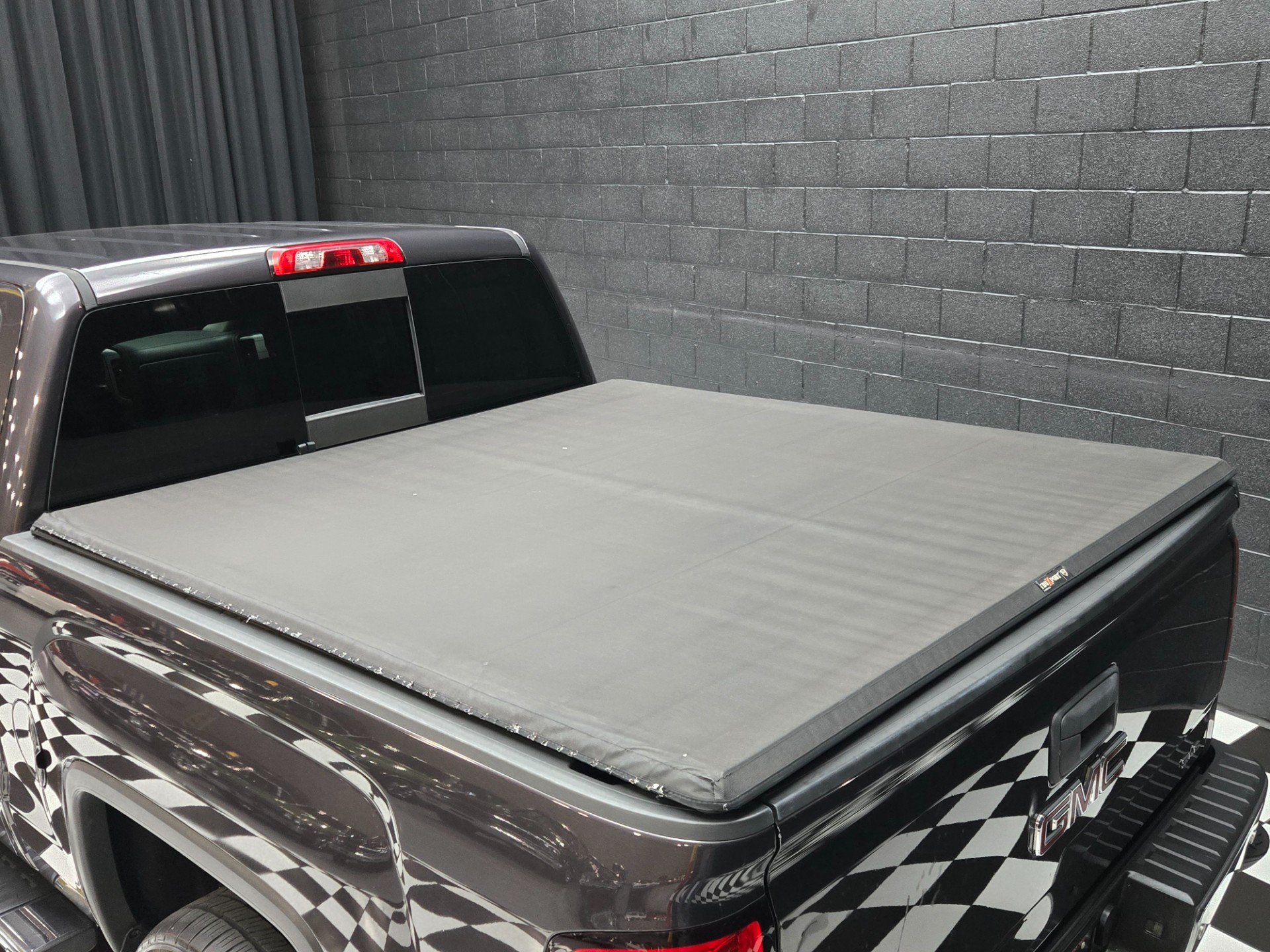 2015 GMC Sierra 1500 8
