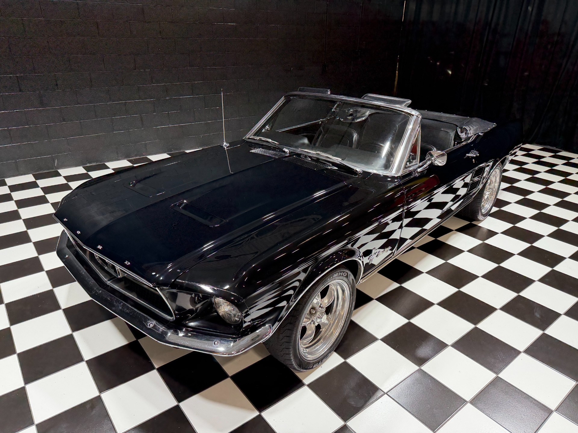 1967 Ford Mustang 13