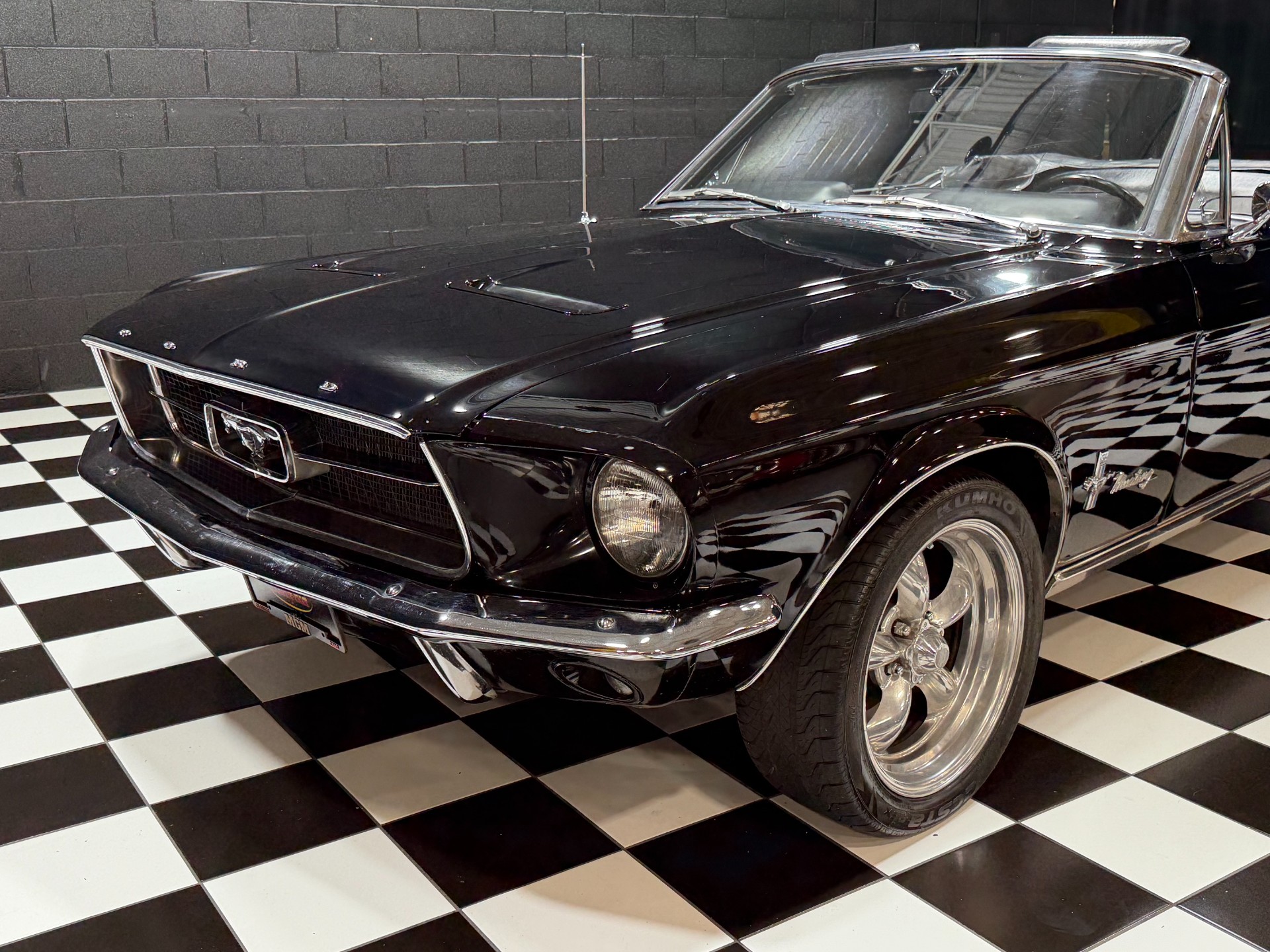 1967 Ford Mustang 14