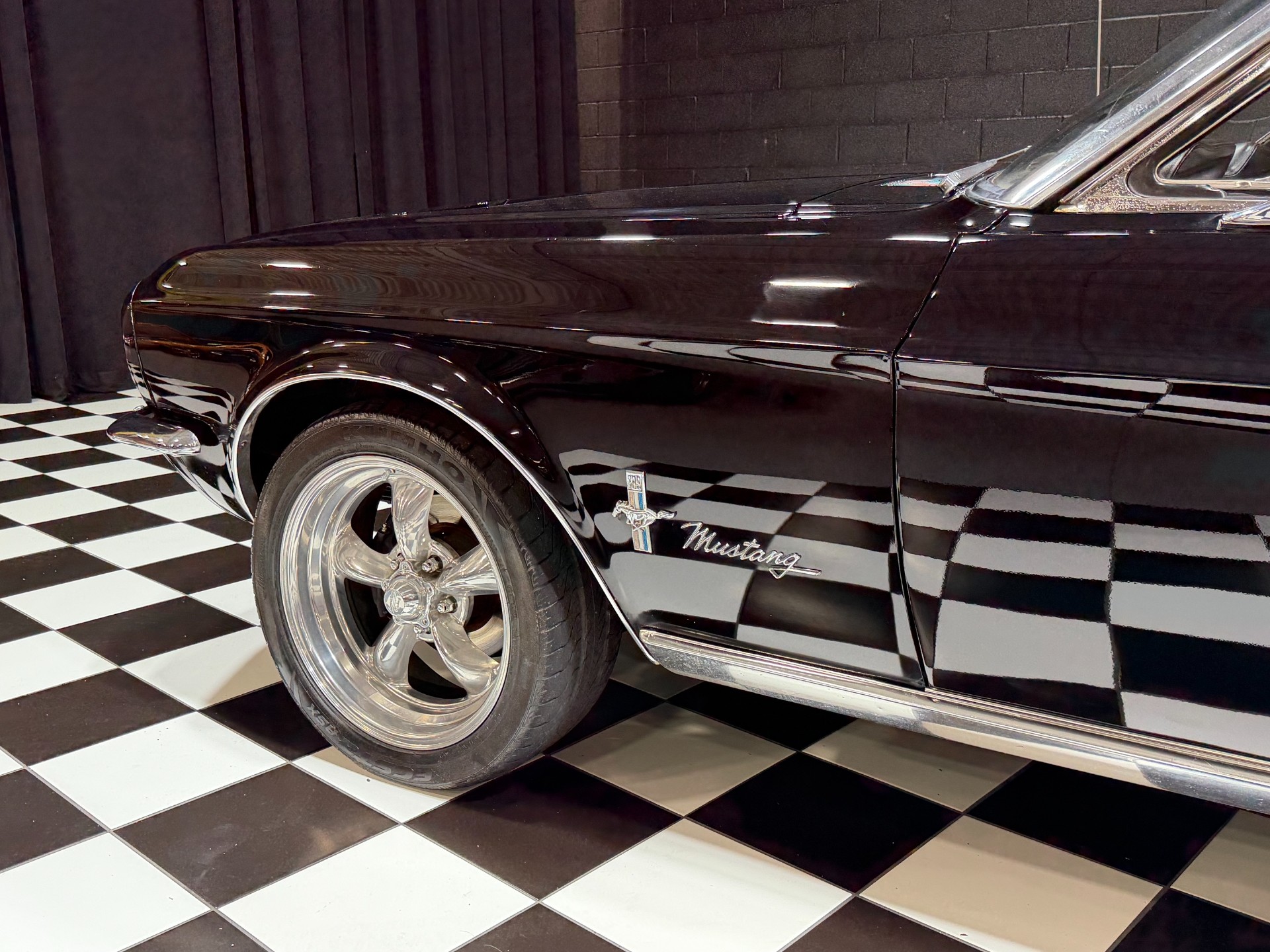 1967 Ford Mustang 38