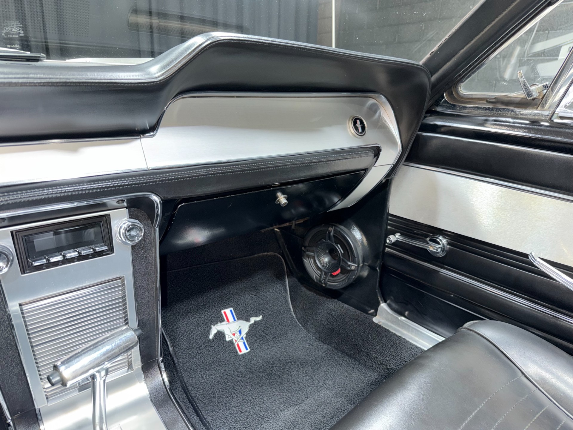 1967 Ford Mustang 60