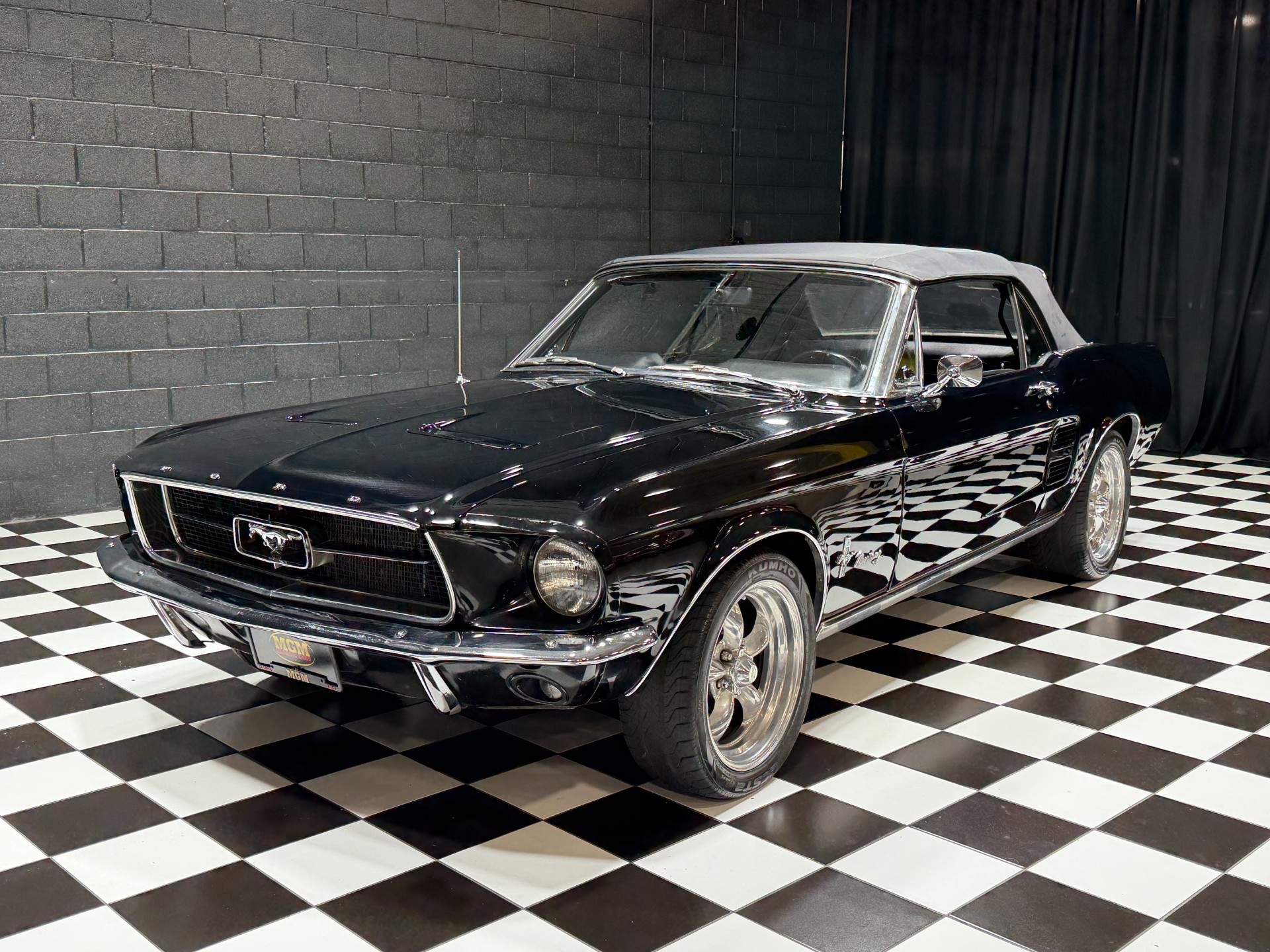 1967 Ford Mustang 6