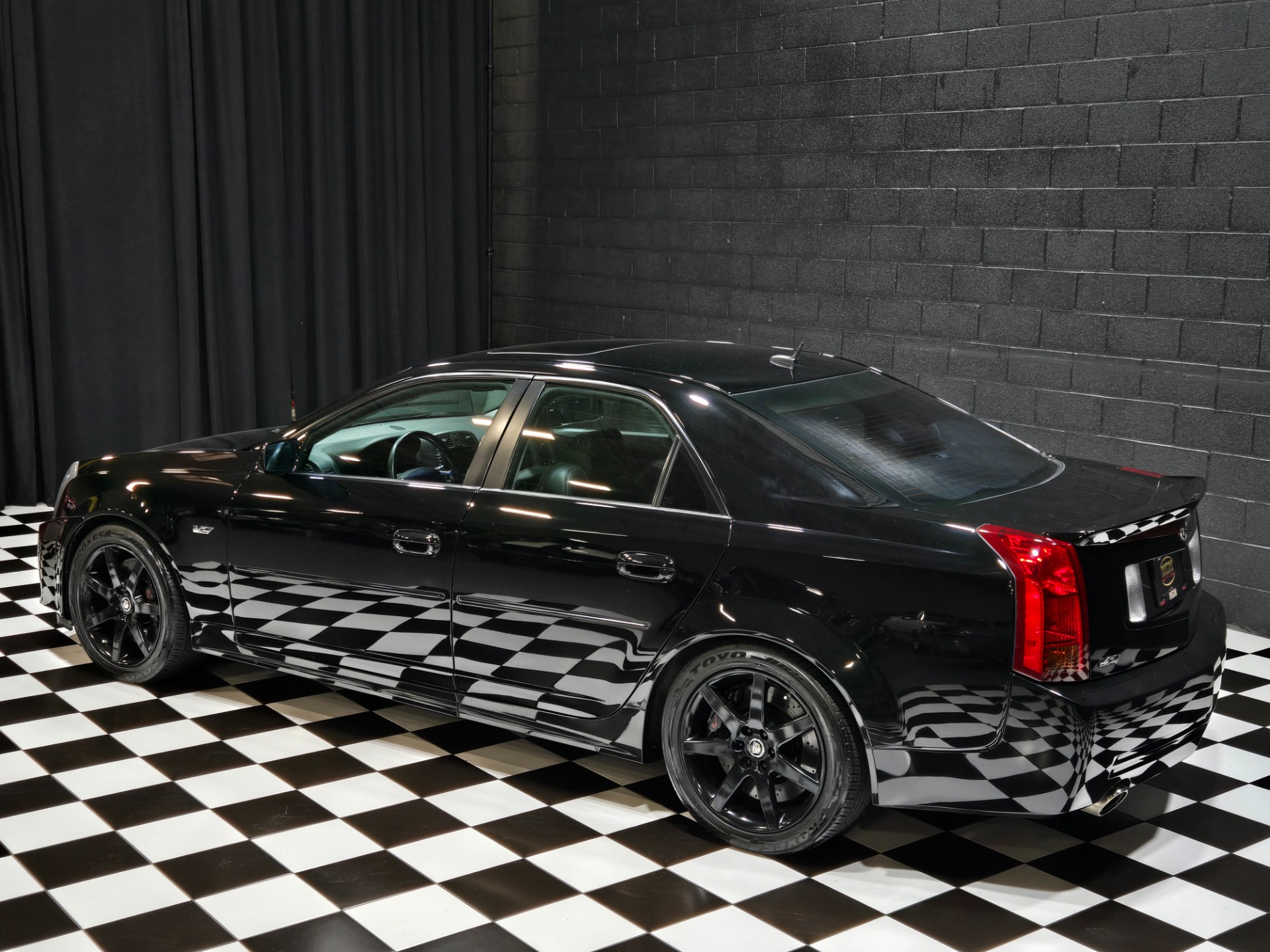 2005 Cadillac CTS-V 3