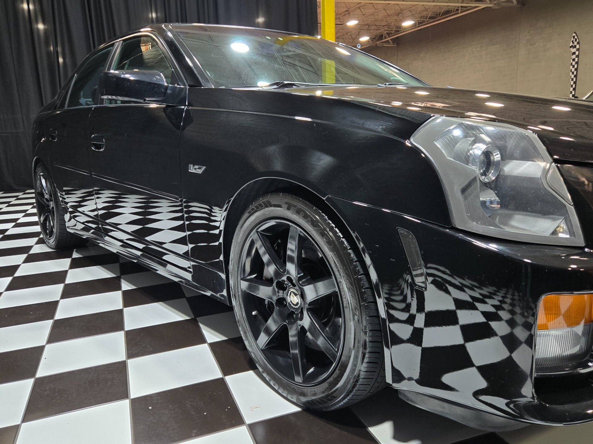 2005 Cadillac CTS-V 45