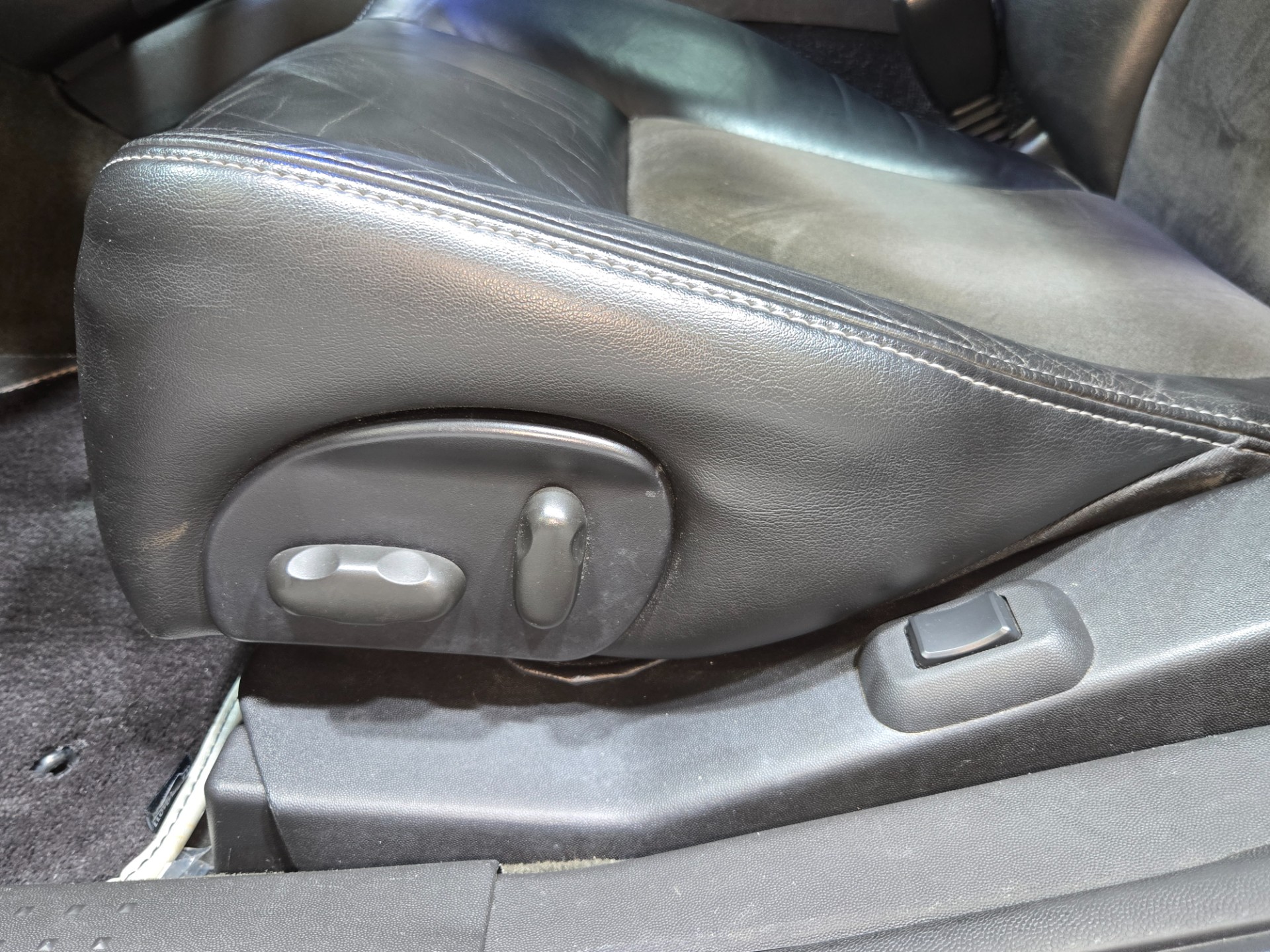2005 Cadillac CTS-V 89