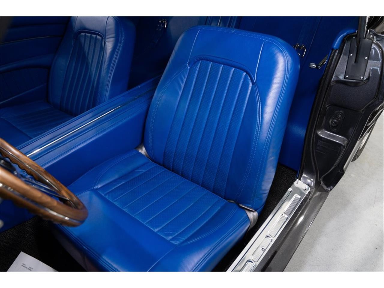 1966 Ford Mustang 5