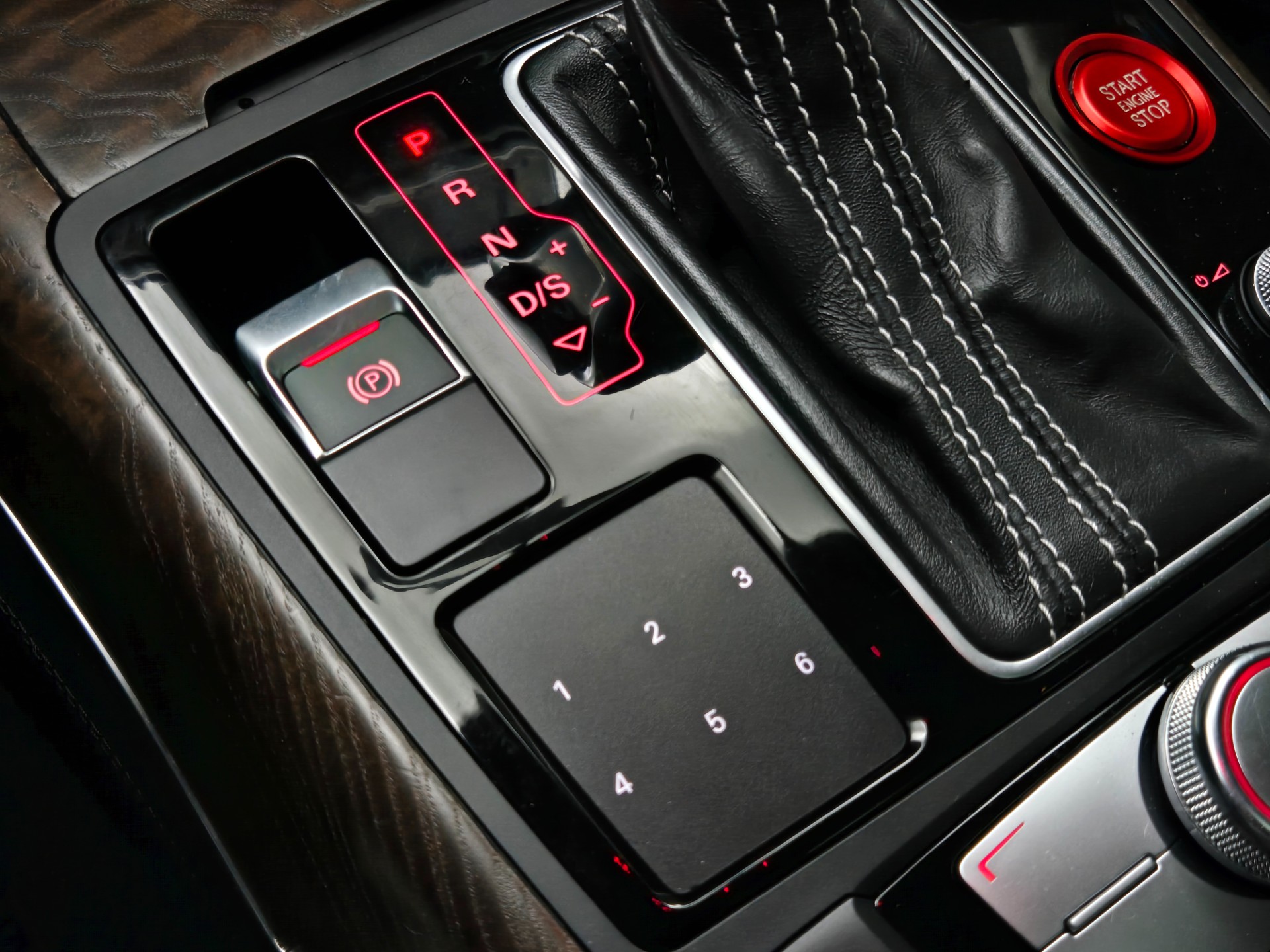 2013 Audi S7 112