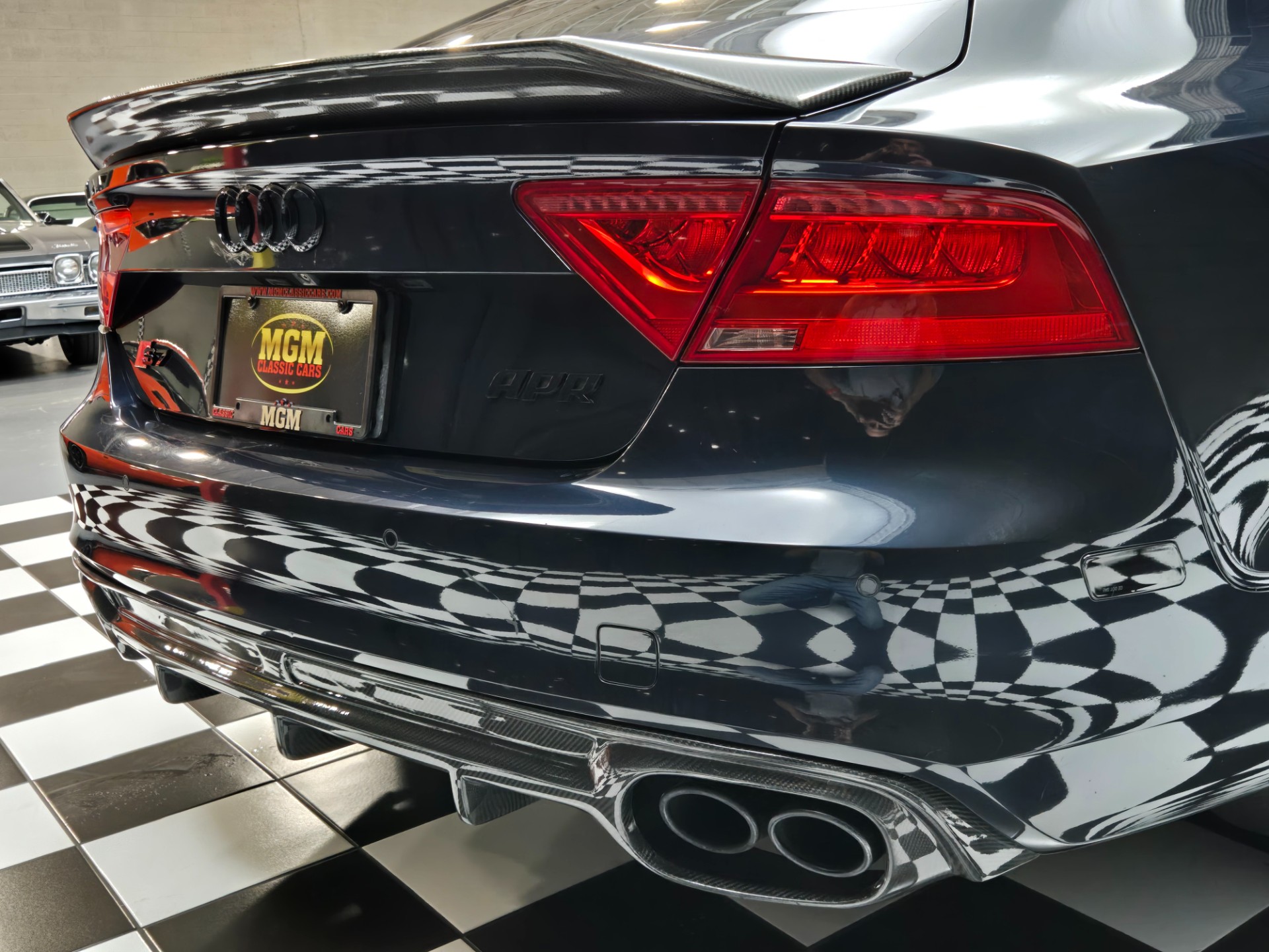 2013 Audi S7 44