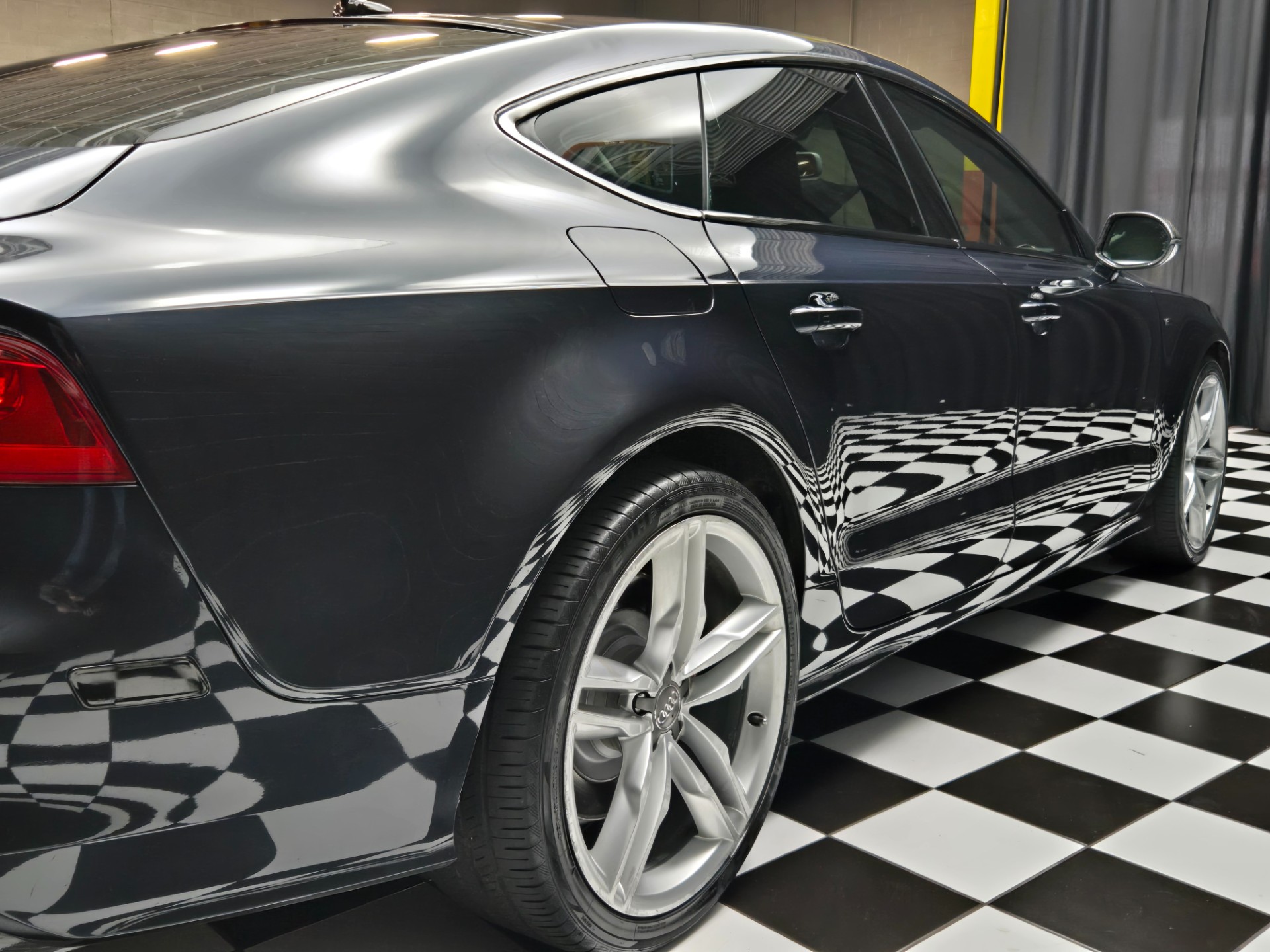 2013 Audi S7 47