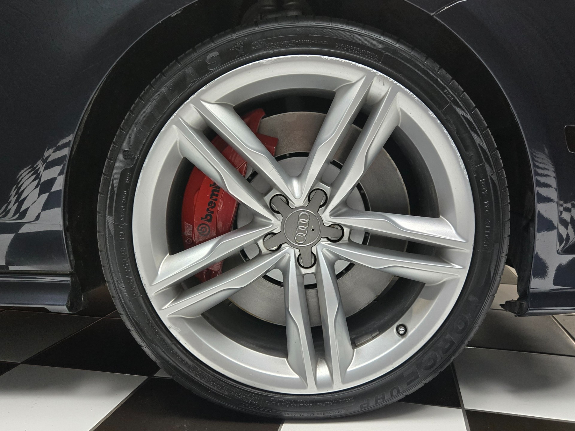2013 Audi S7 54