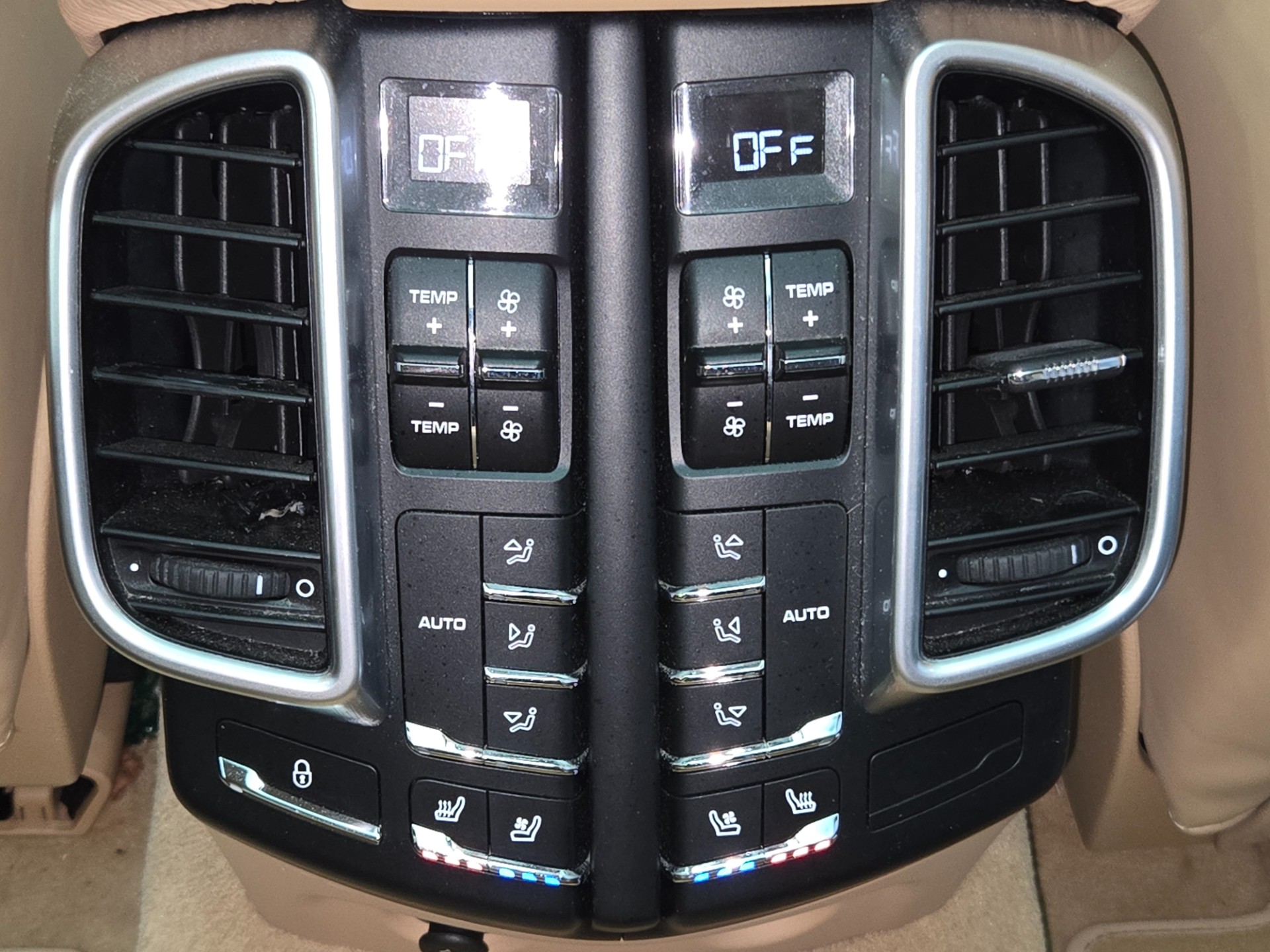 2017 Porsche Cayenne 103