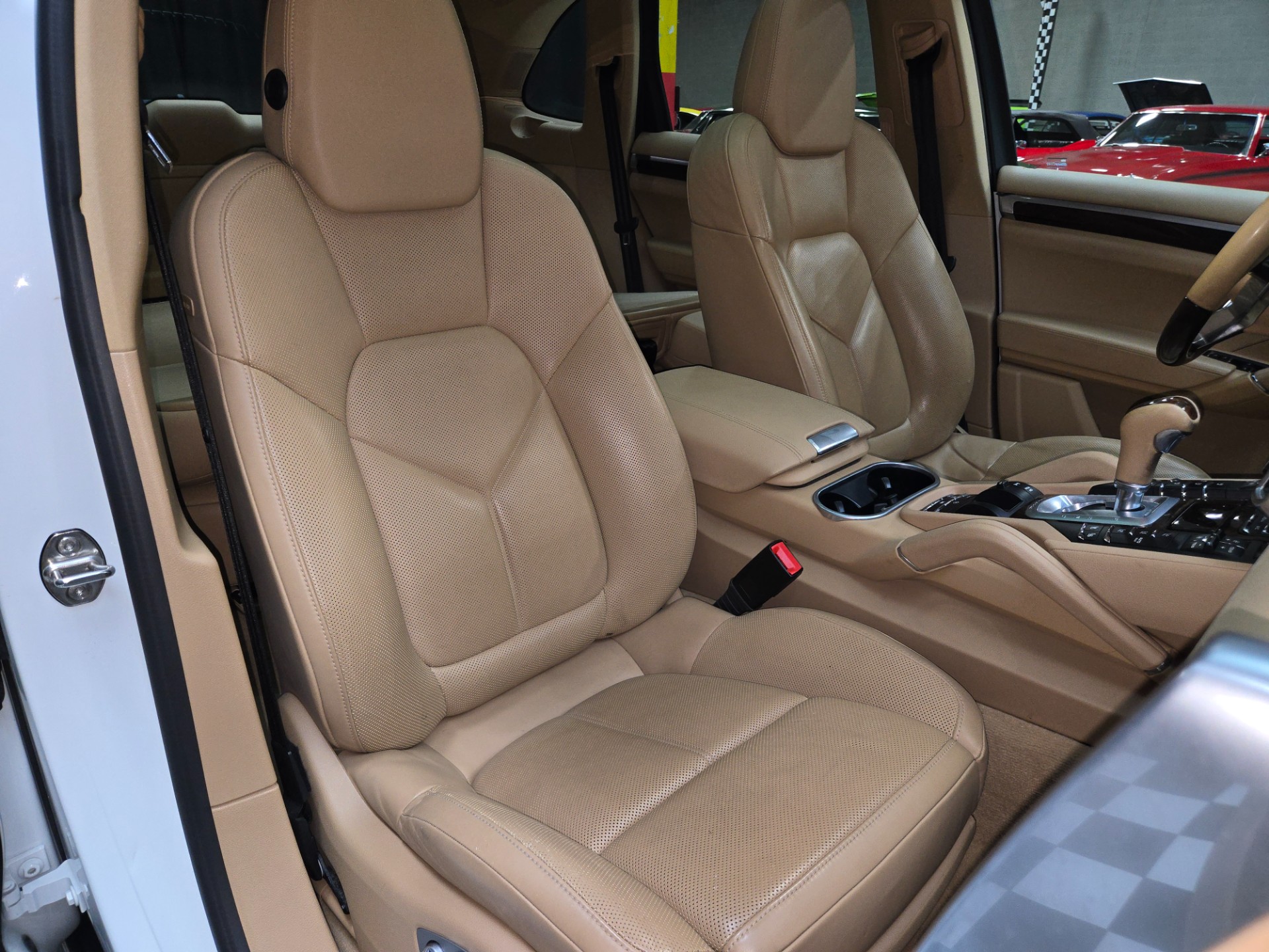 2017 Porsche Cayenne 18